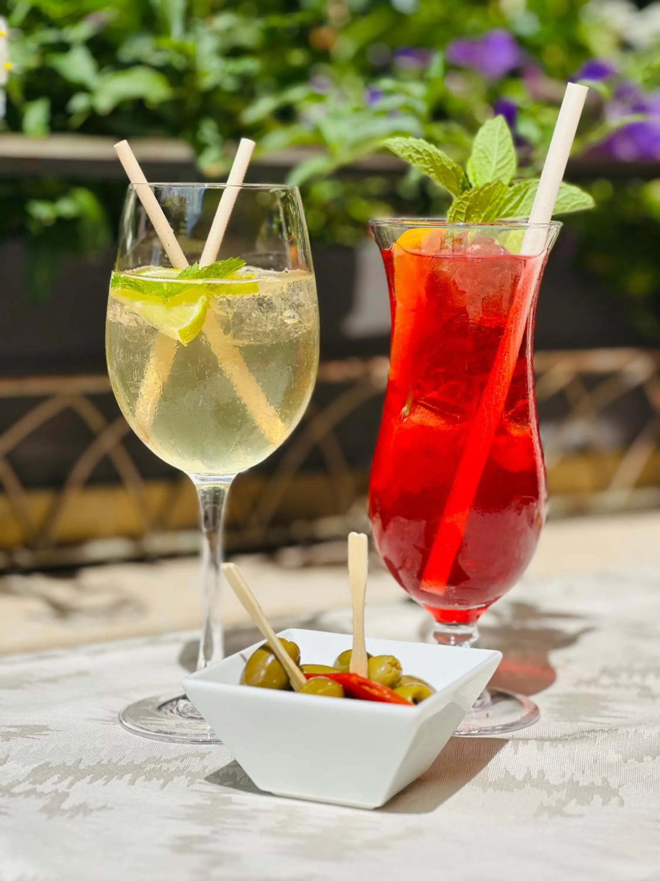 Drinks in Hotel Schweizerhof Basel