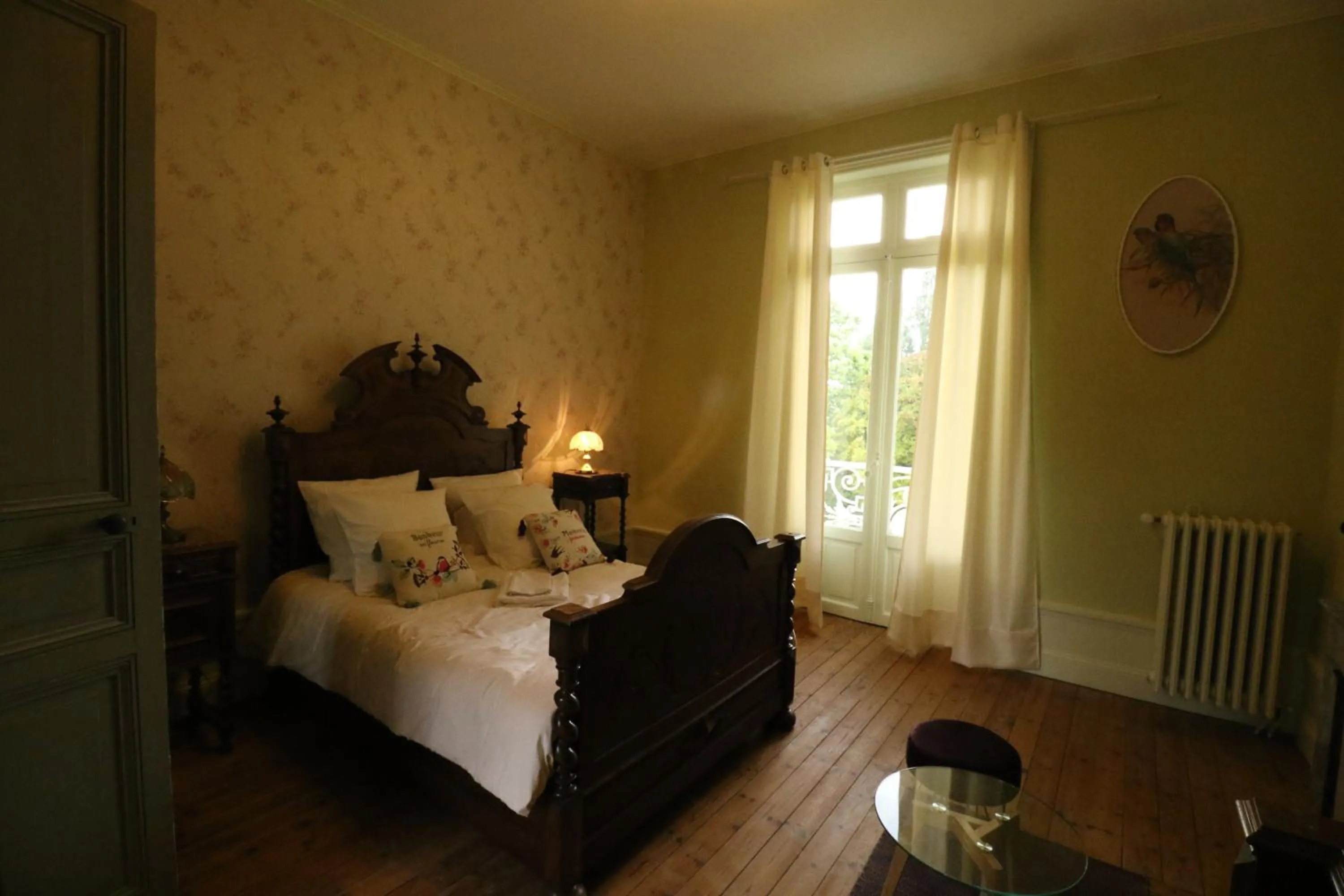 Bed in Domaine de Champ rose