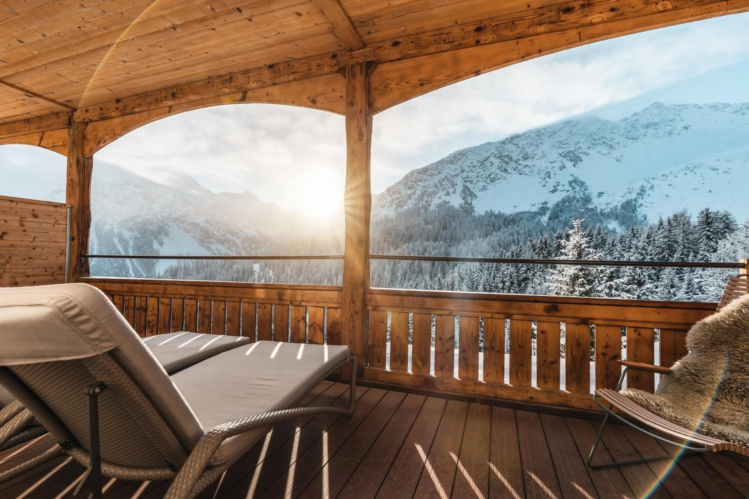 Balcony/Terrace in Hotel Alpensonne - Panoramazimmer & Restaurant