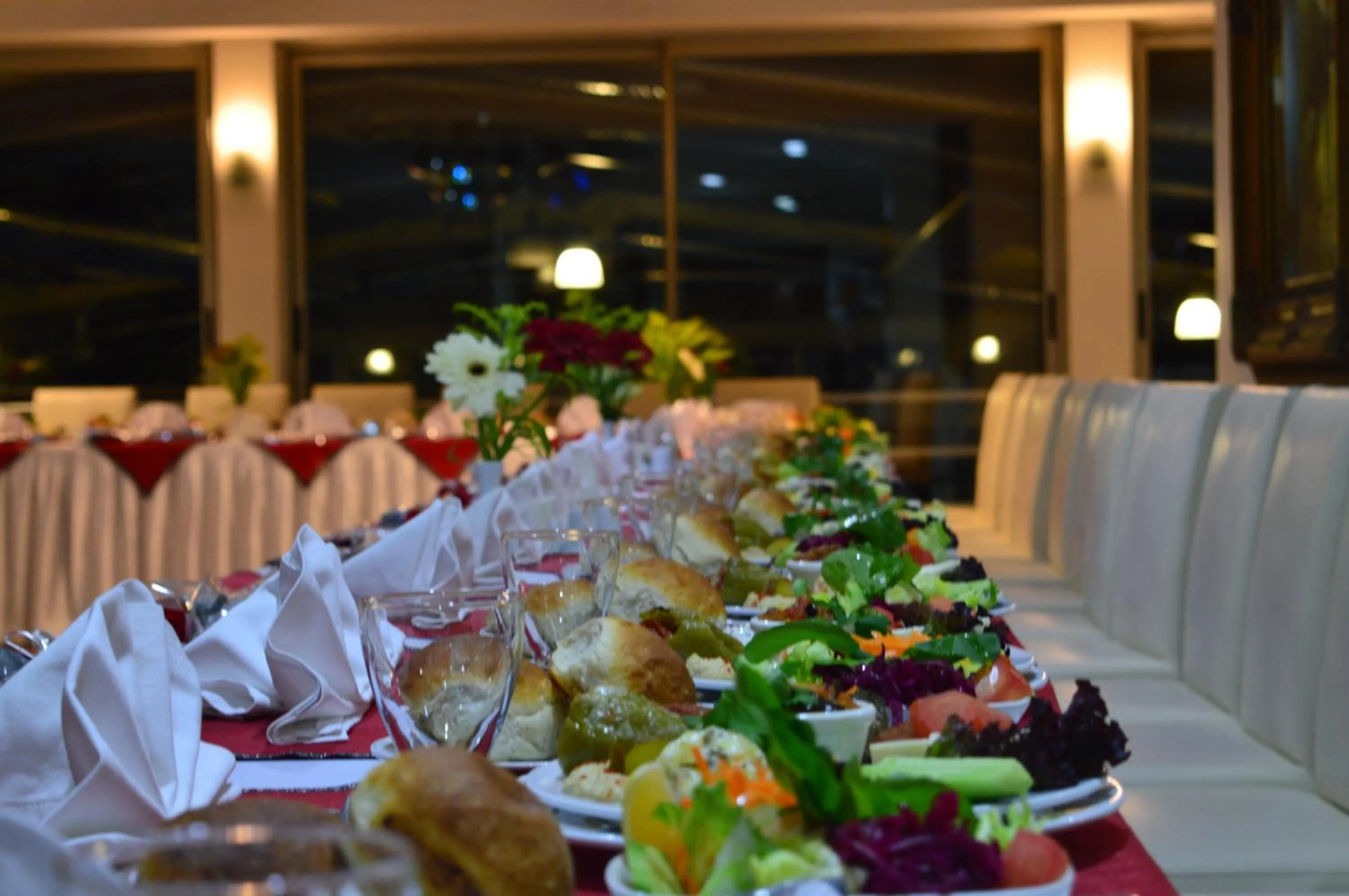 Restaurant/places to eat in Kumburgaz Blue World Hotel