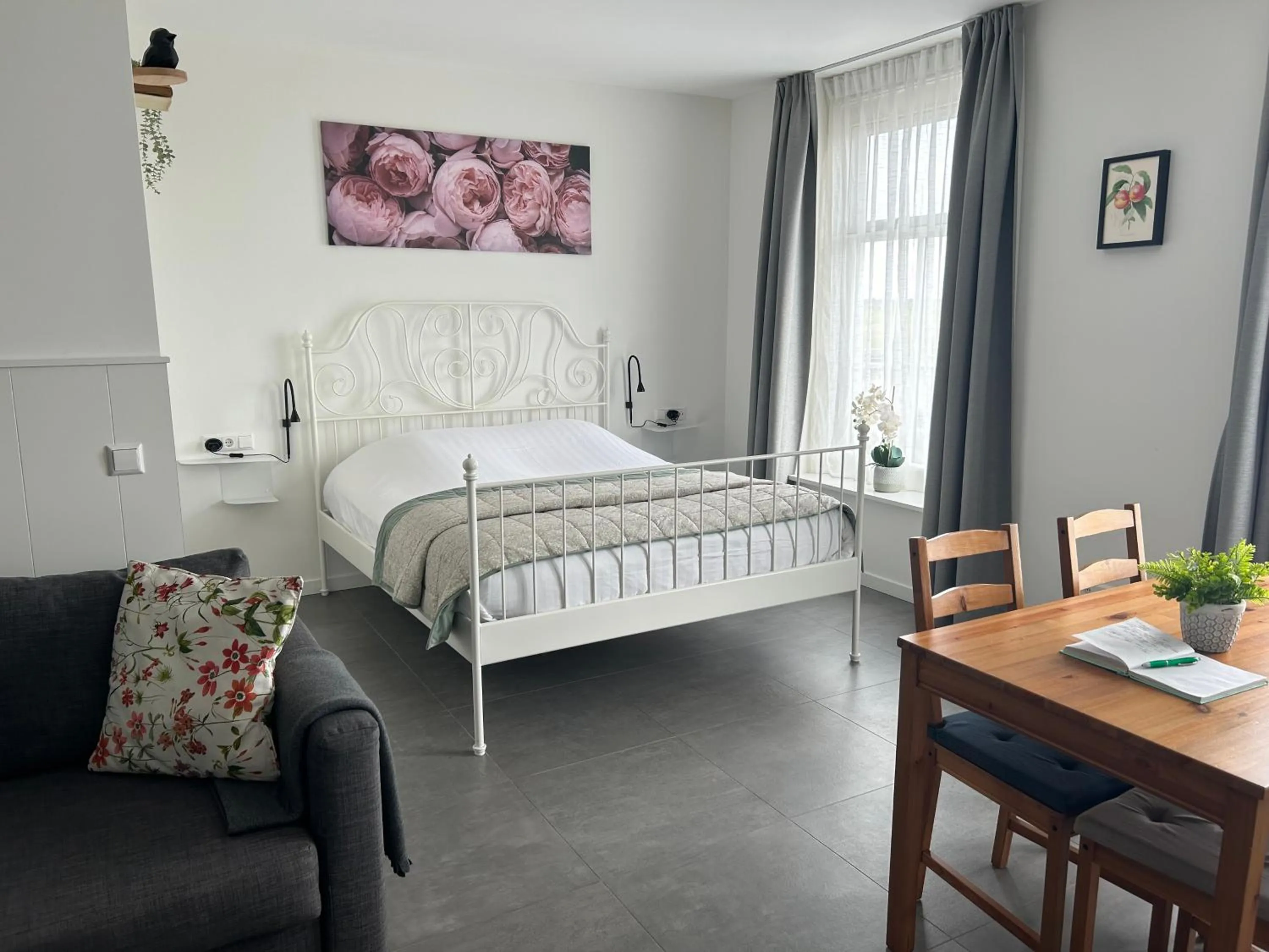 Bed in B&B Zunderdorp