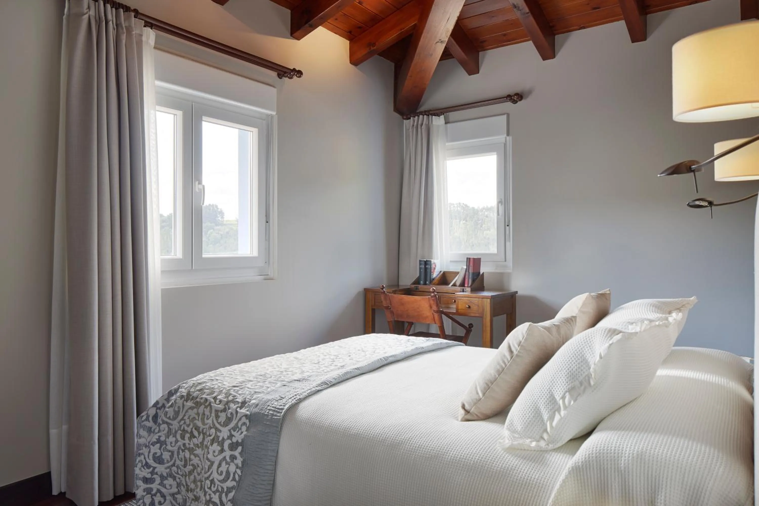 Bedroom, Bed in Hotel Txoriene - Arrieta - HBI01298