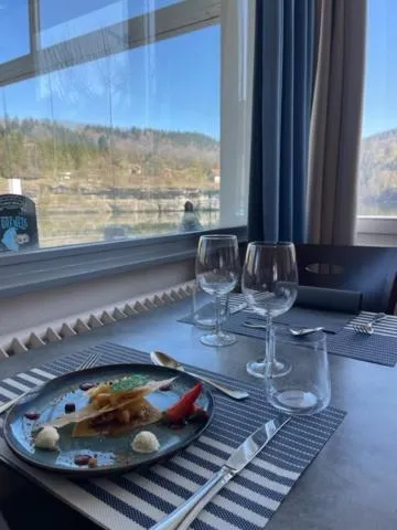 Hotel Les Rives Du Doubs