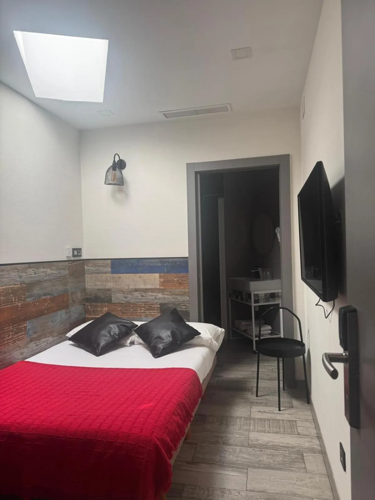 Bed in Hotel Riojano