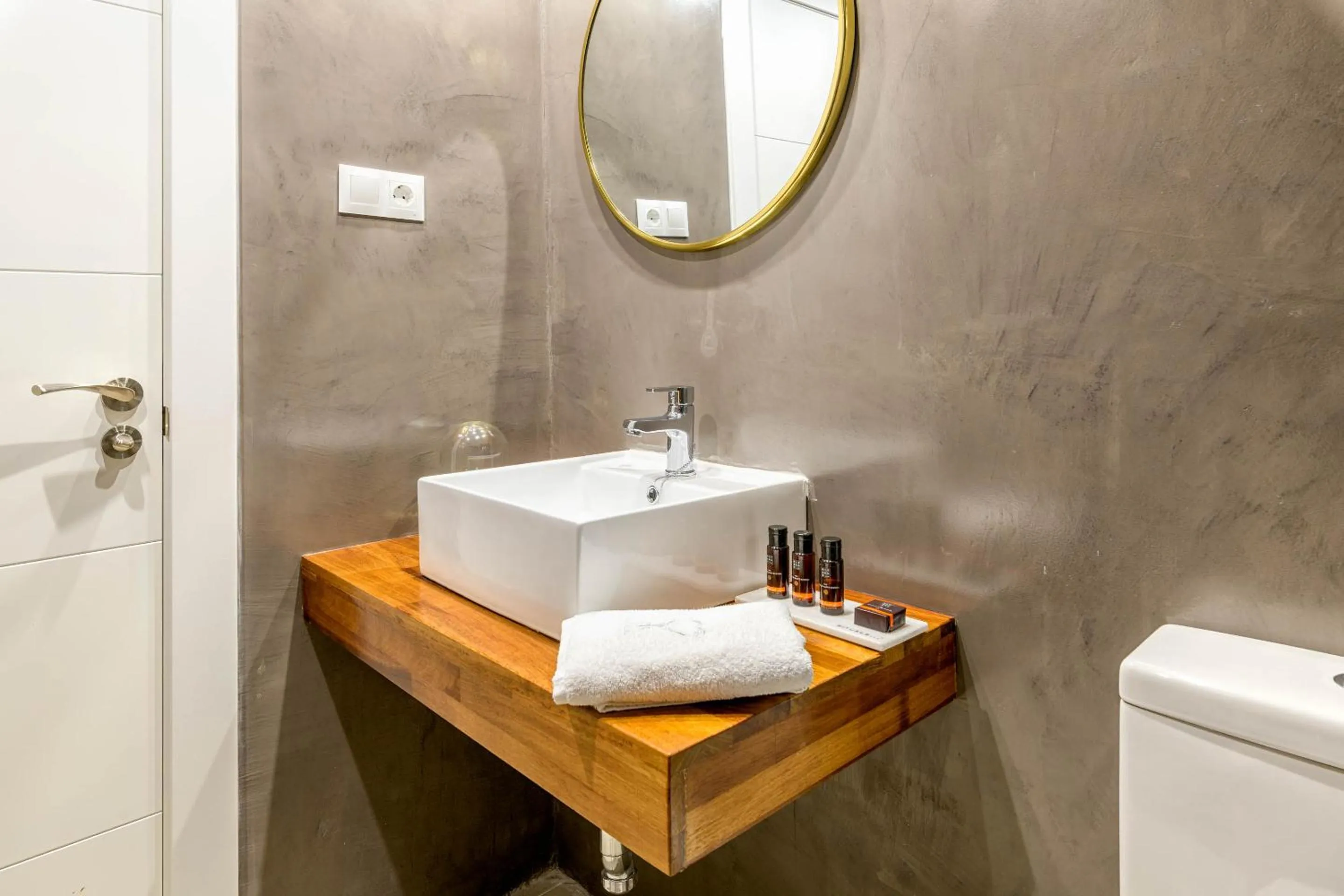 Bathroom in iloftmalaga San Juan