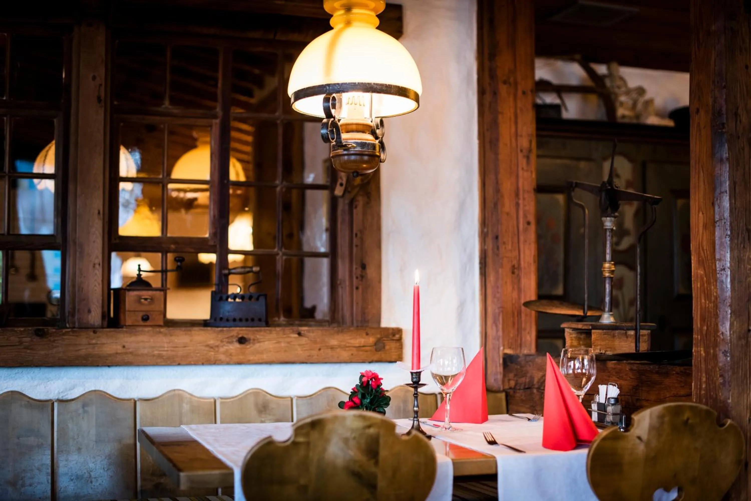 Restaurant/places to eat in Hotel Brienzerburli