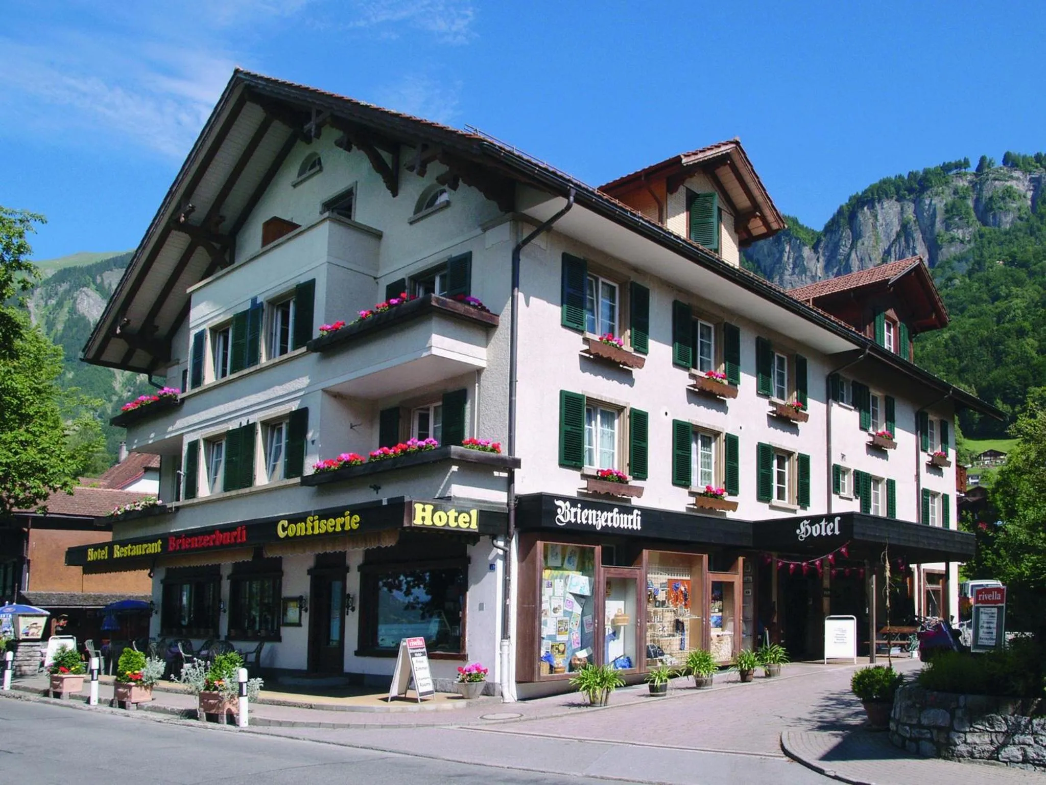 Property building in Hotel Brienzerburli