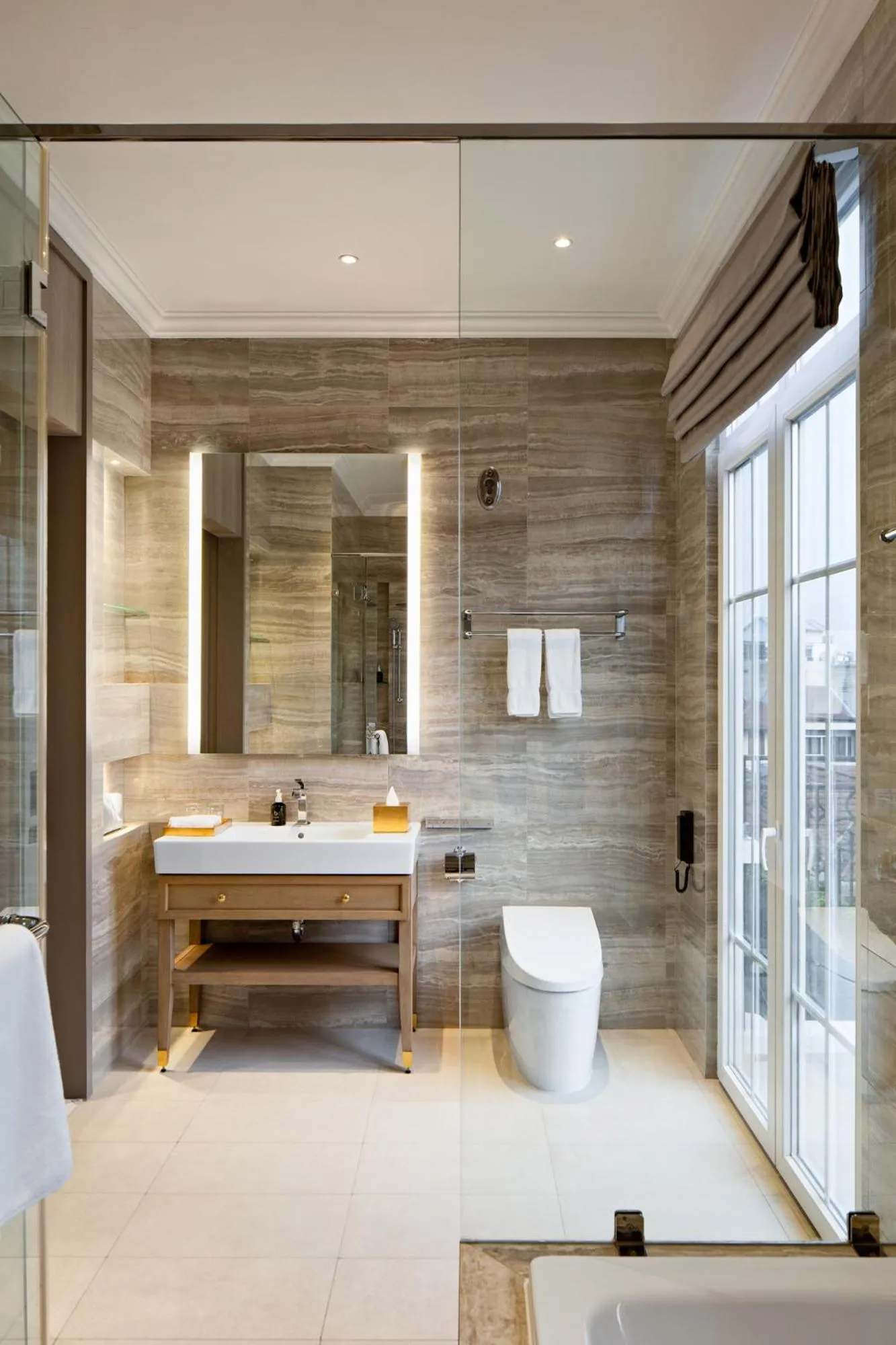 Toilet in The Grand Mansion Menteng by The Crest Collection