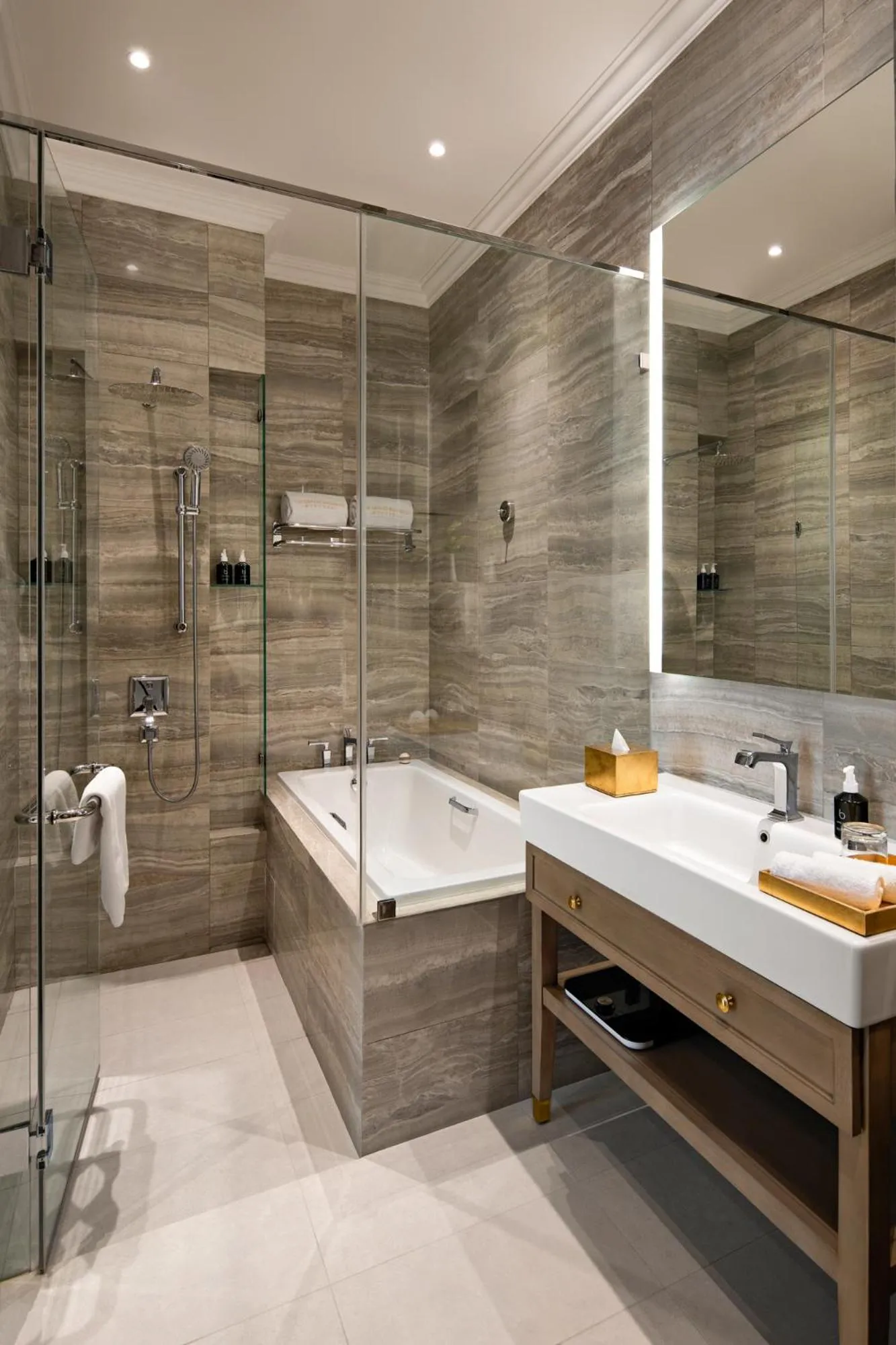 Toilet in The Grand Mansion Menteng by The Crest Collection