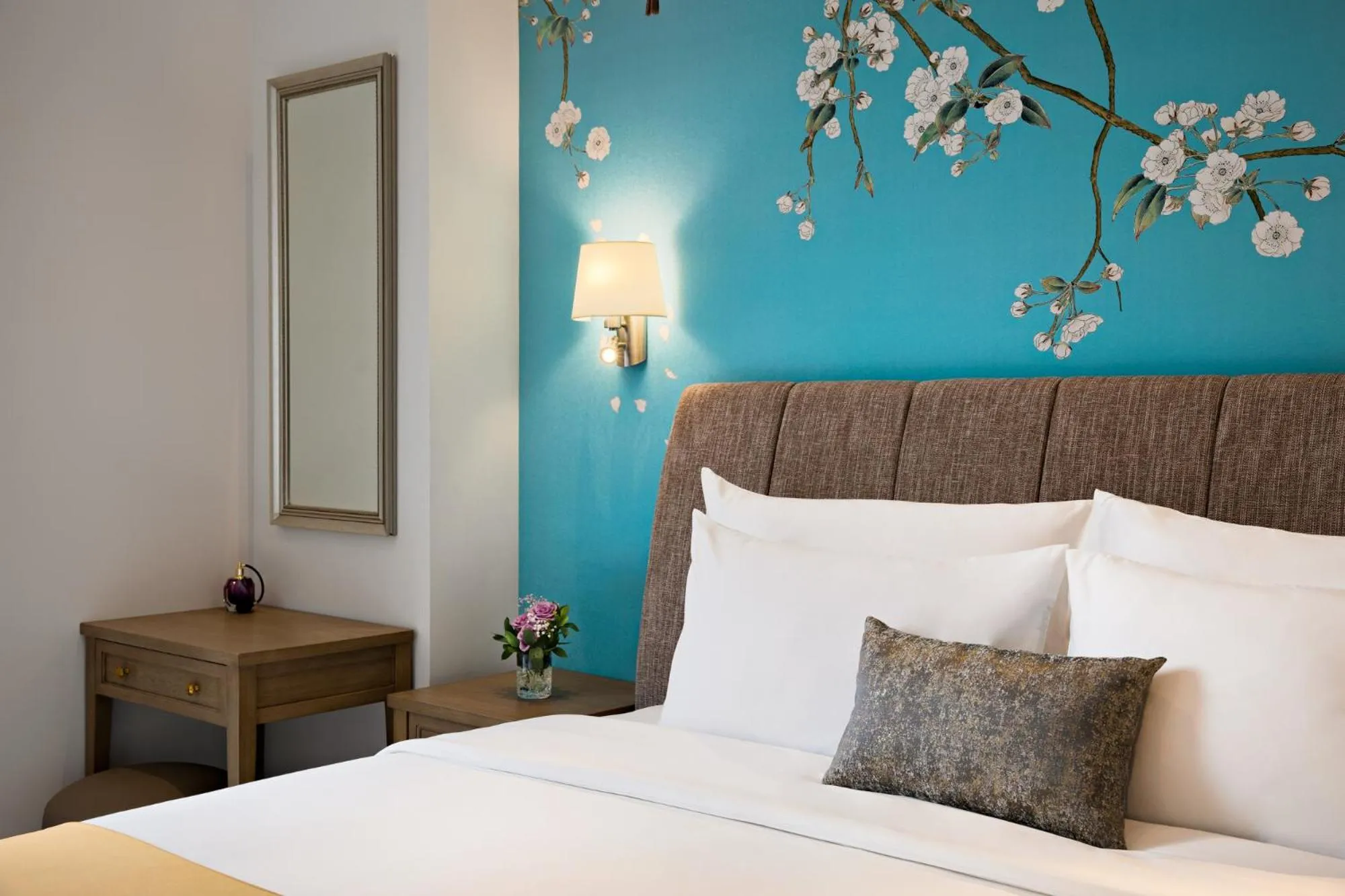 Bed in The Grand Mansion Menteng by The Crest Collection