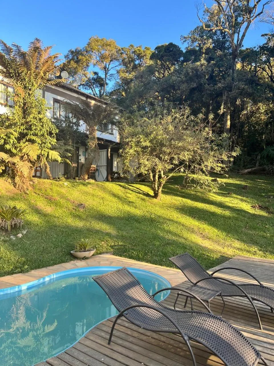 Pool view in Pousada VillaSerrana