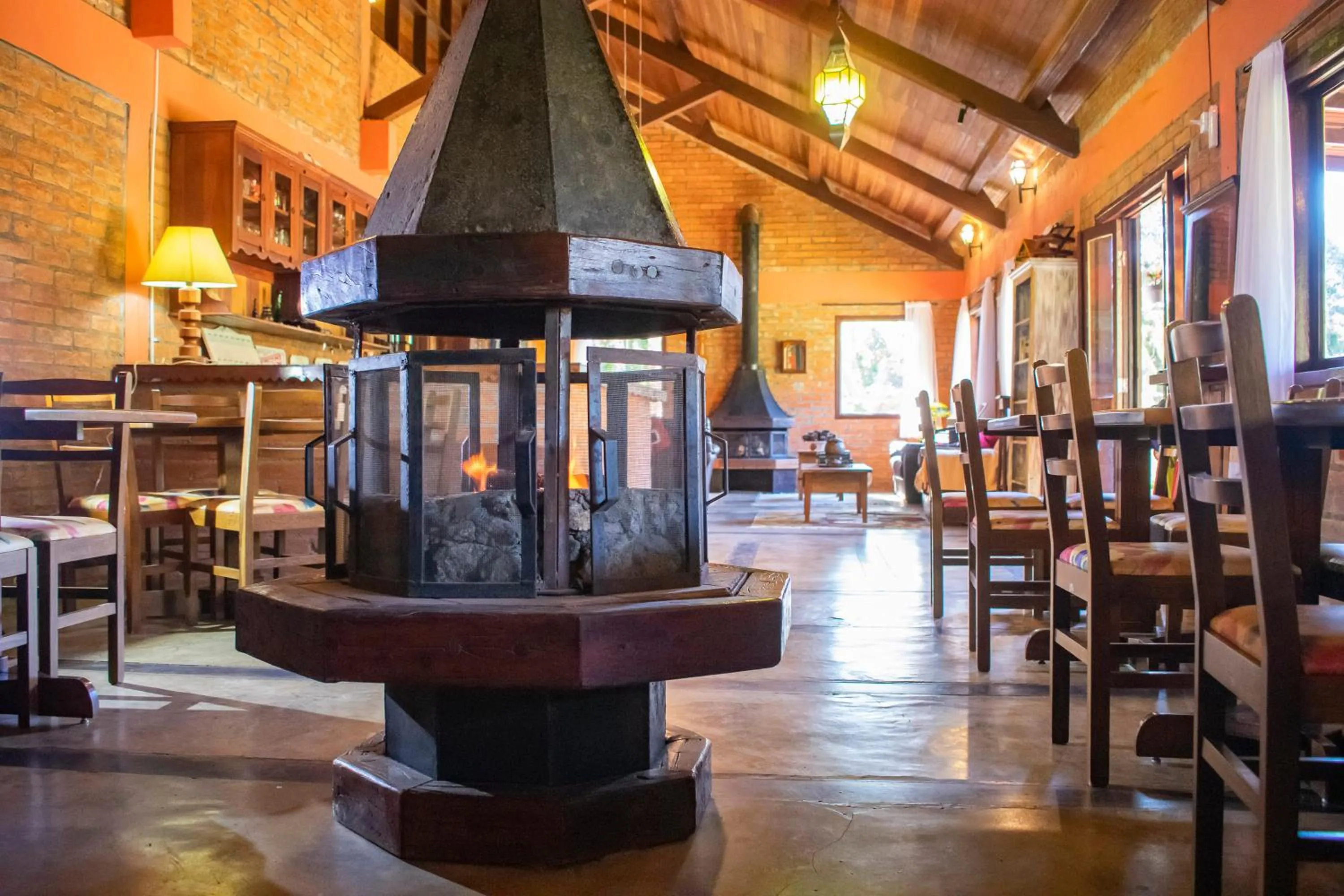 Communal lounge/ TV room in Pousada VillaSerrana