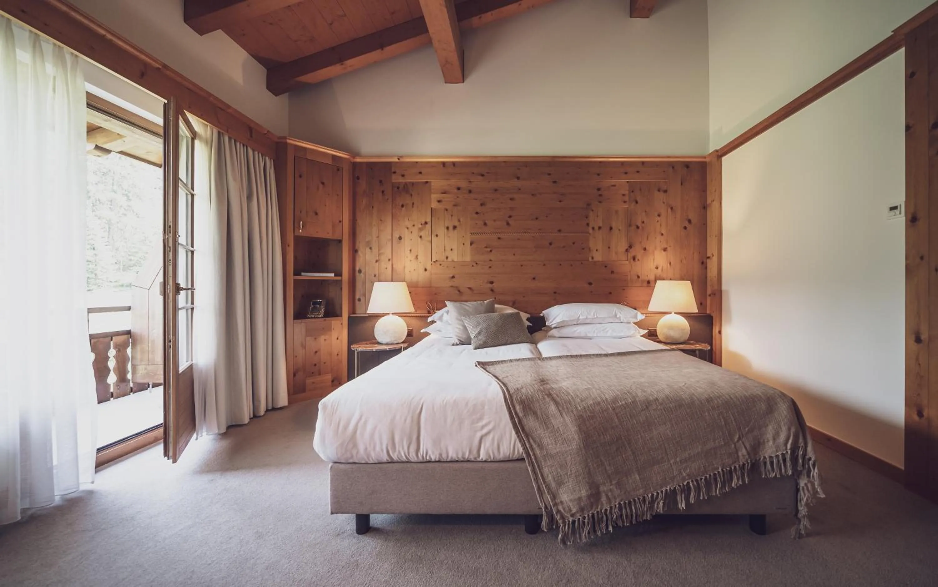 Bed in Hotel Waldhuus