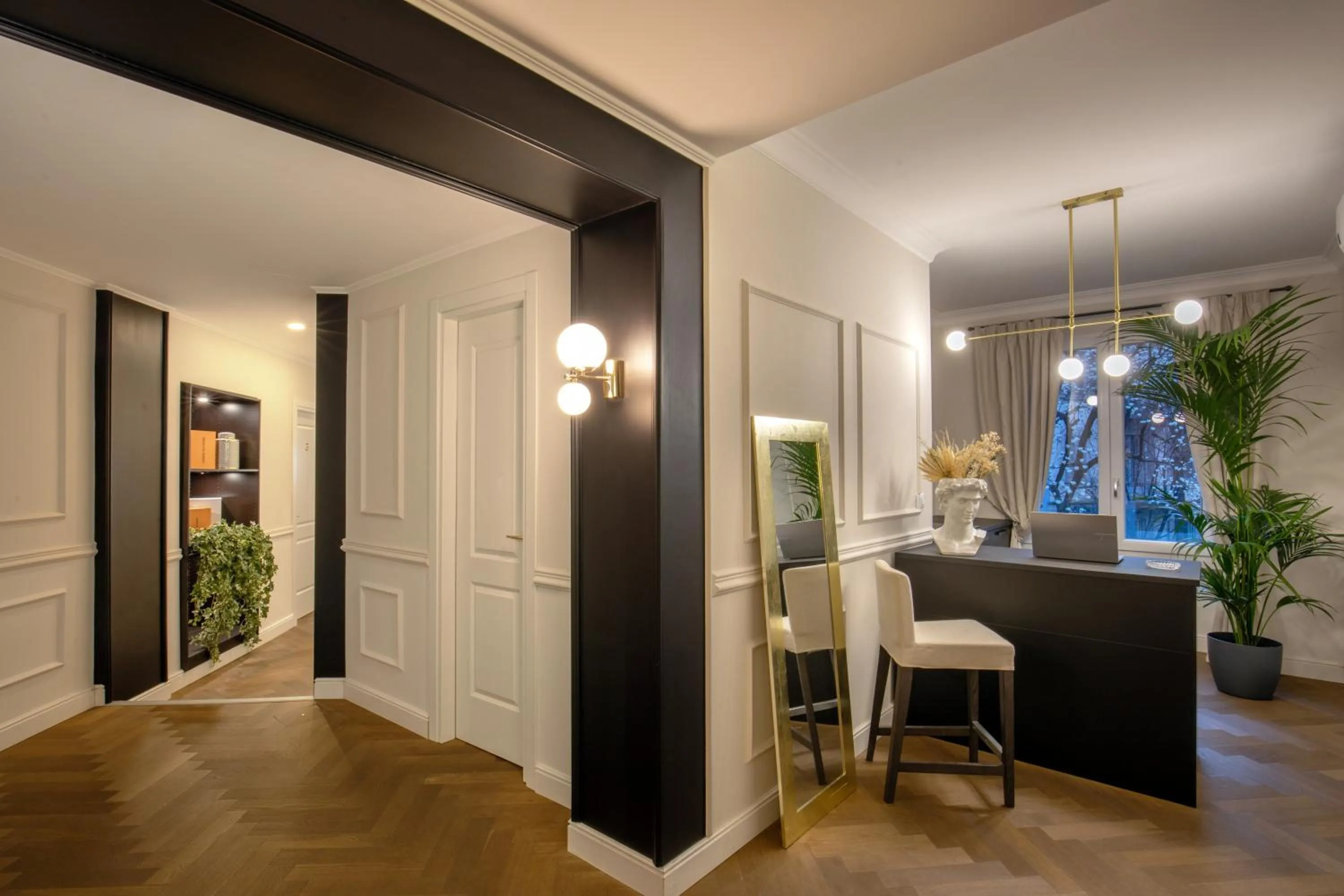 Lobby or reception in Daplace - Corso Monforte Suites