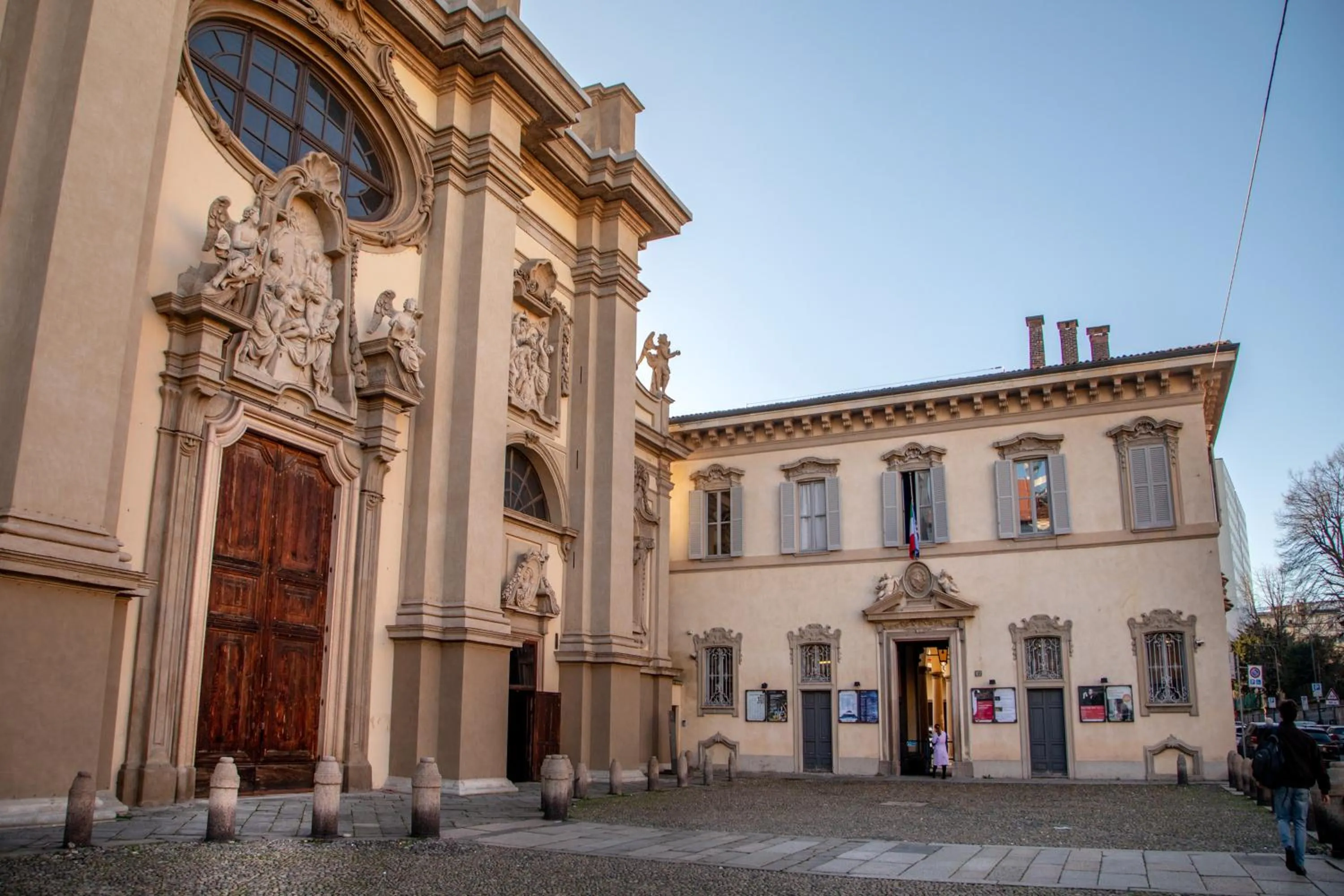 Nearby landmark in Daplace - Corso Monforte Suites