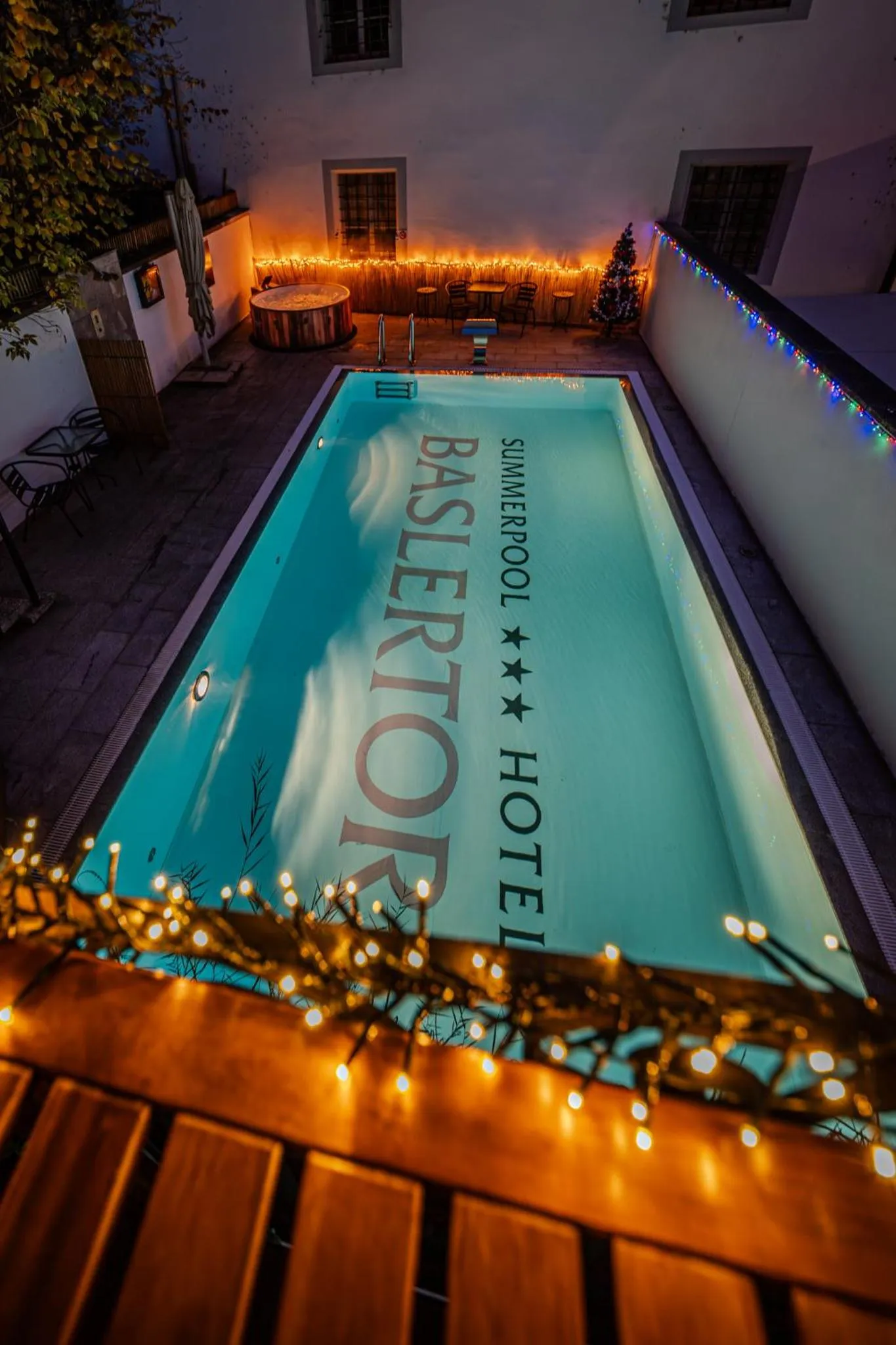 Swimming pool in Hotel Baslertor