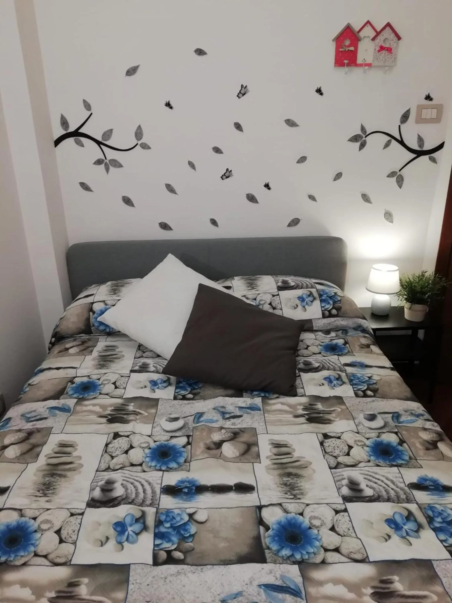 Bed in Saint Peter Vatican City Large Apartment Barbara casa vacanza