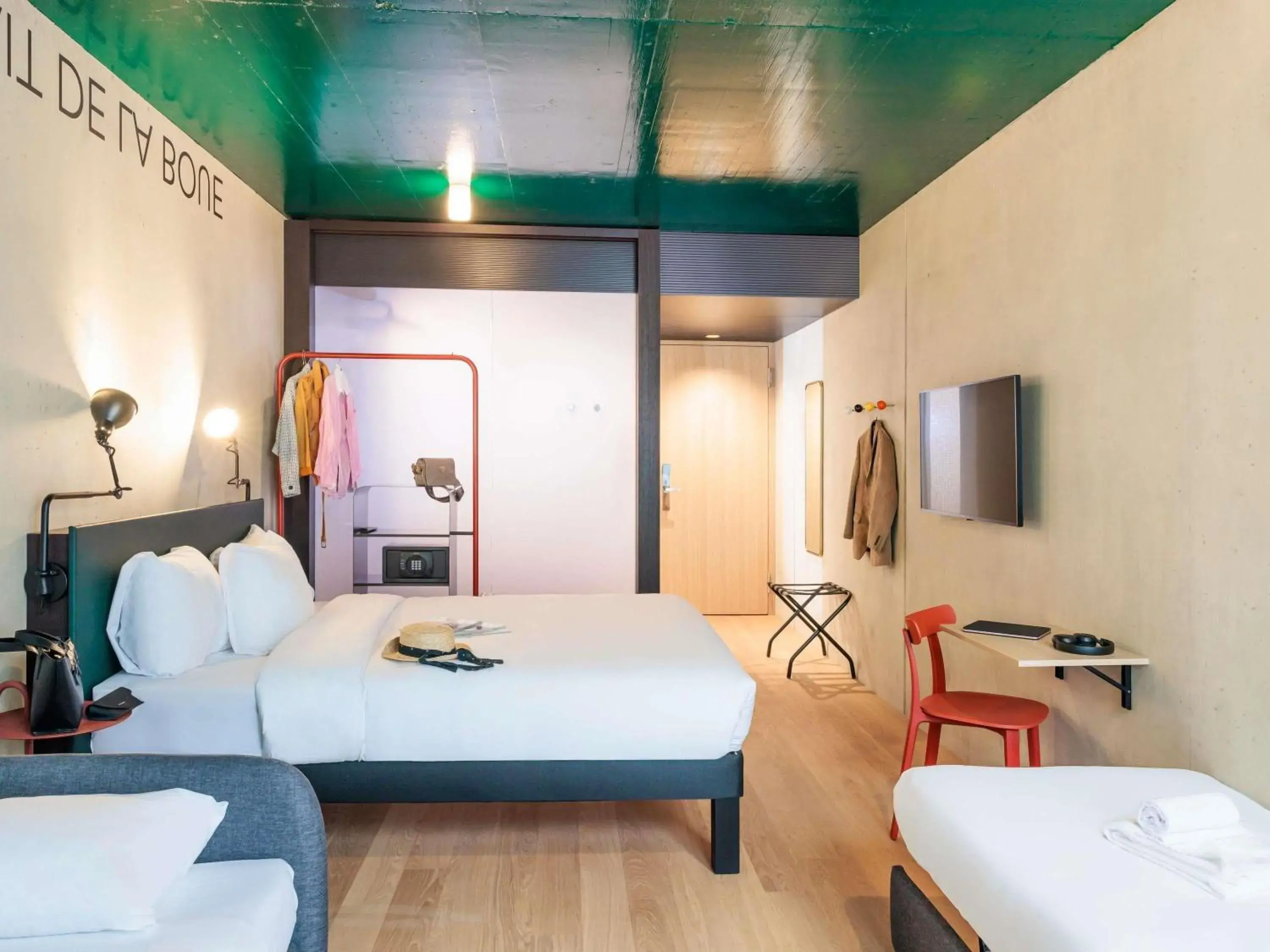 Property building, Bed in ibis Styles Bern City Property building, Bed in ibis Styles Bern City