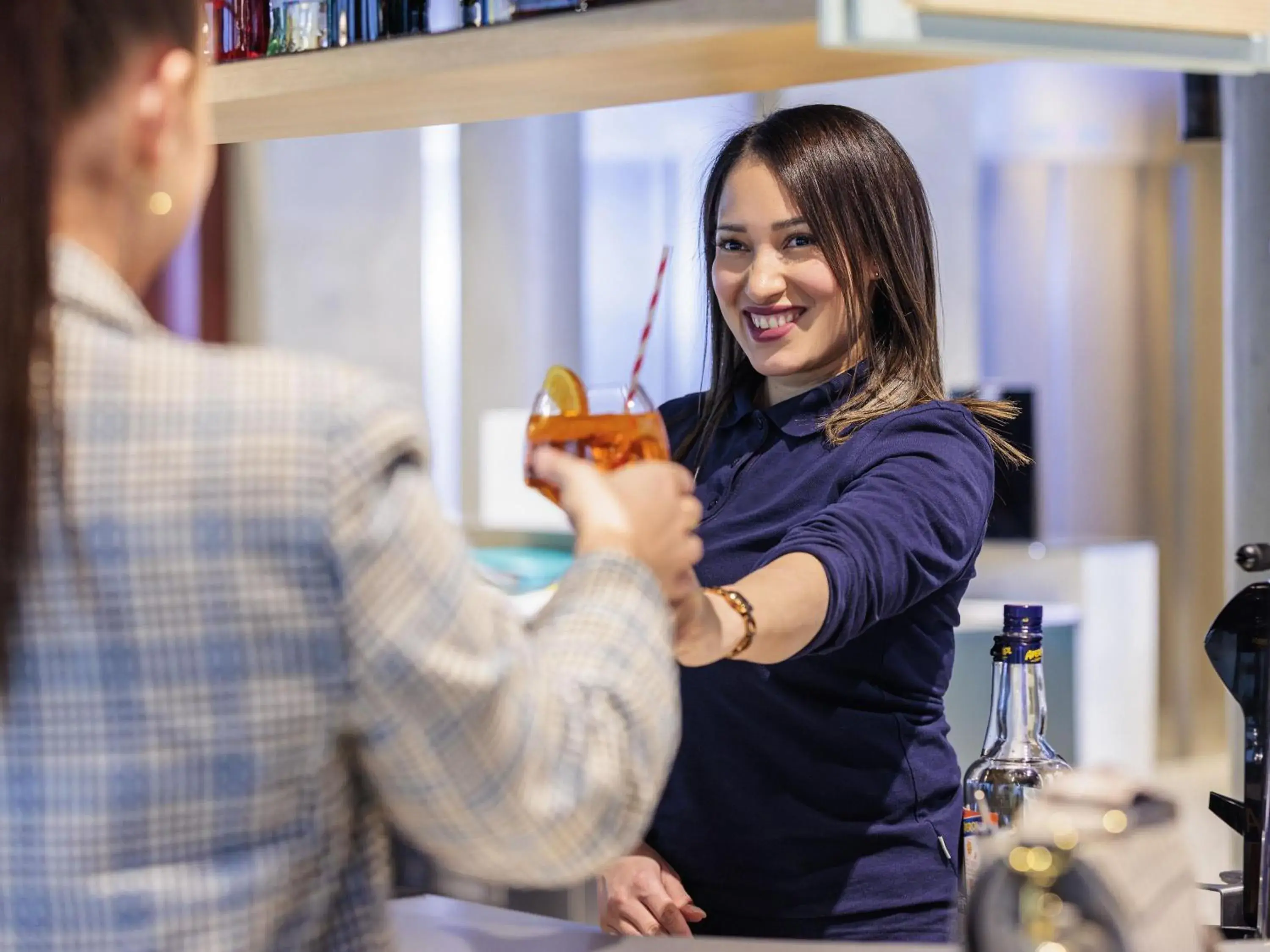 Lounge or bar in ibis Styles Bern City Lounge or bar in ibis Styles Bern City