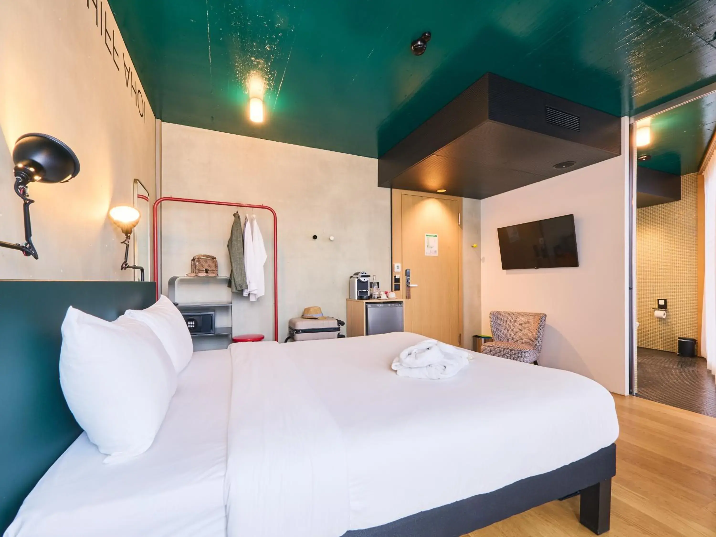 Bedroom, Bed in ibis Styles Bern City Bedroom, Bed in ibis Styles Bern City