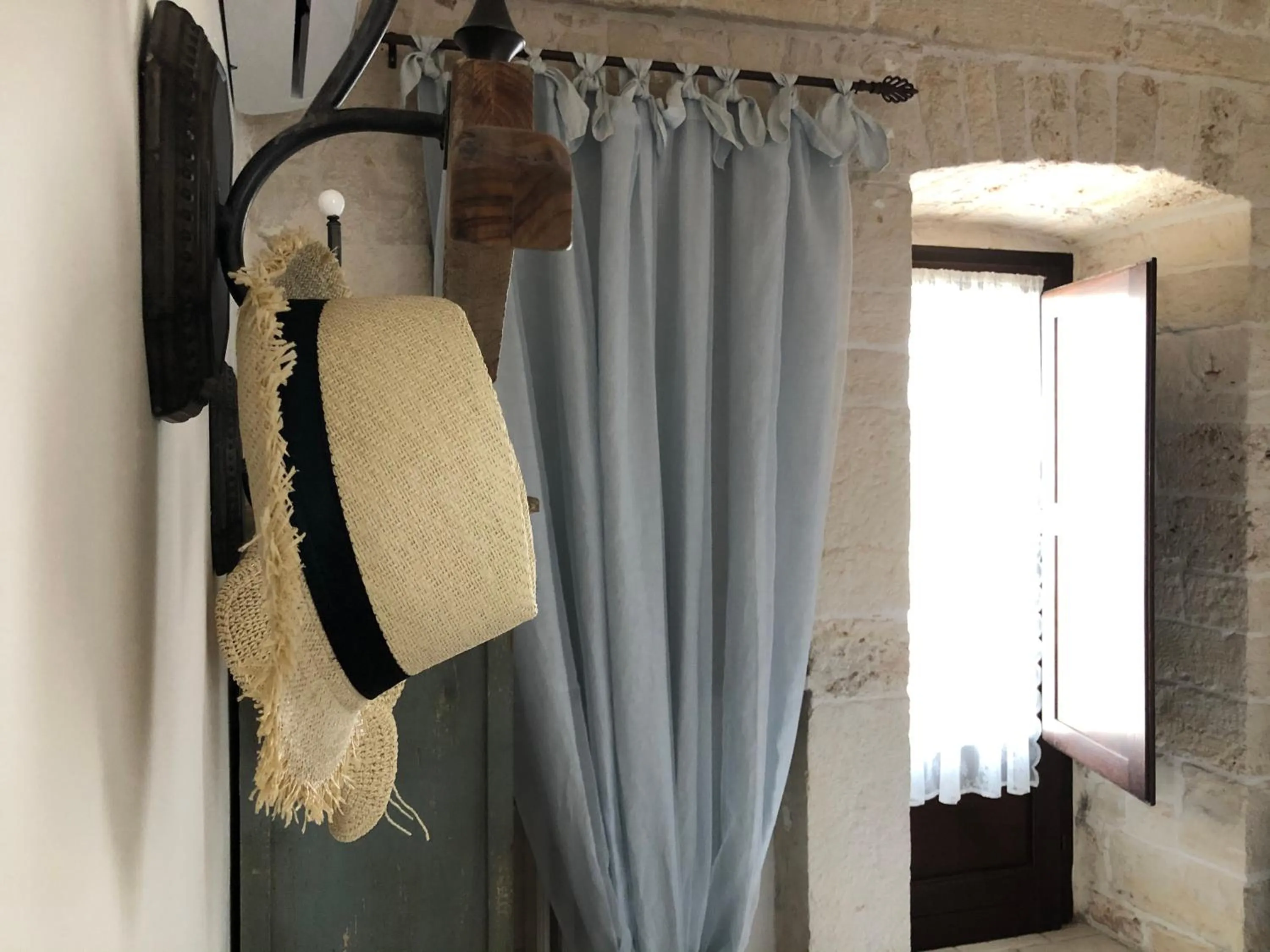 Trullo Malvasia-Trulli Antì Charme & Relax