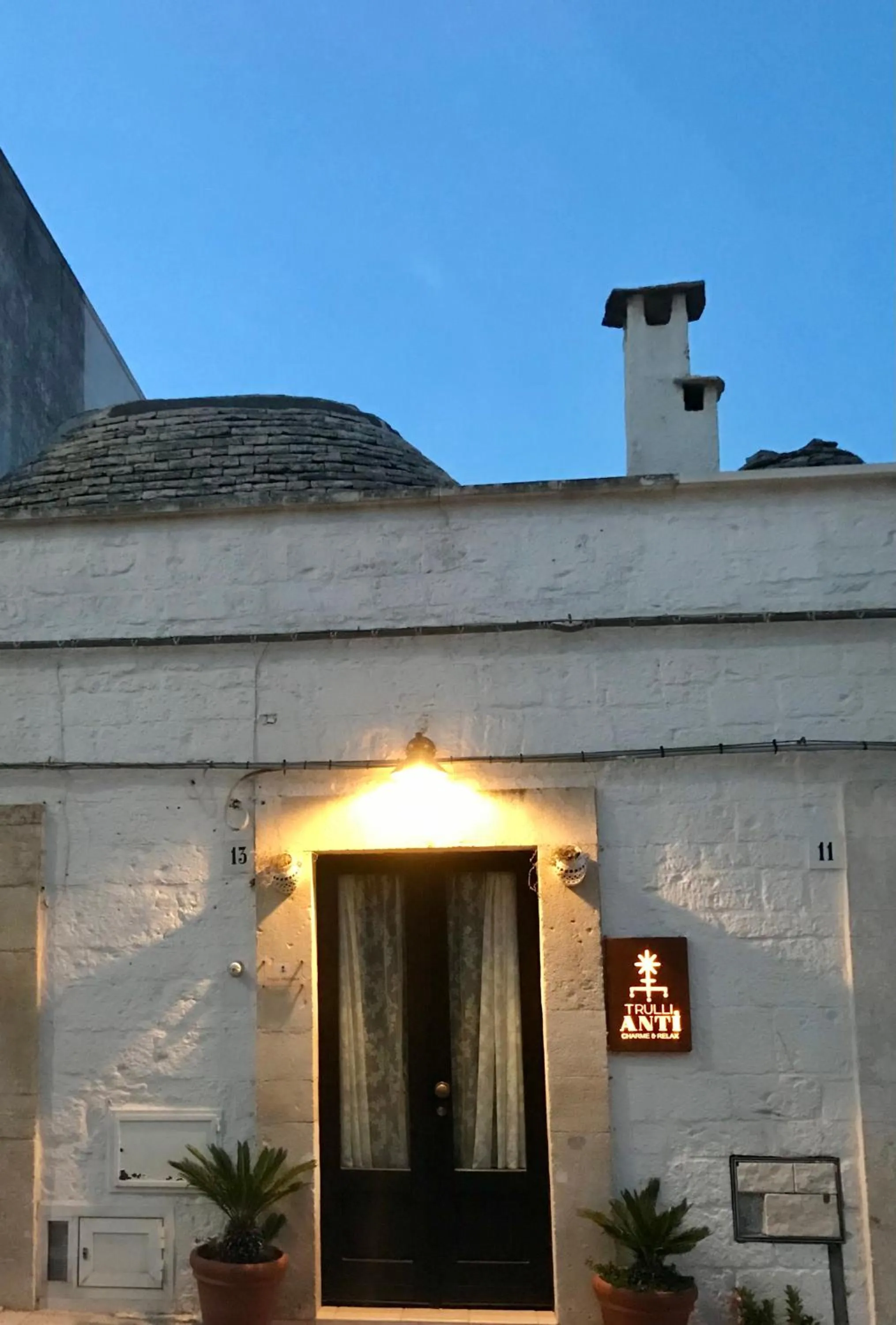 Trullo Malvasia-Trulli Antì Charme & Relax