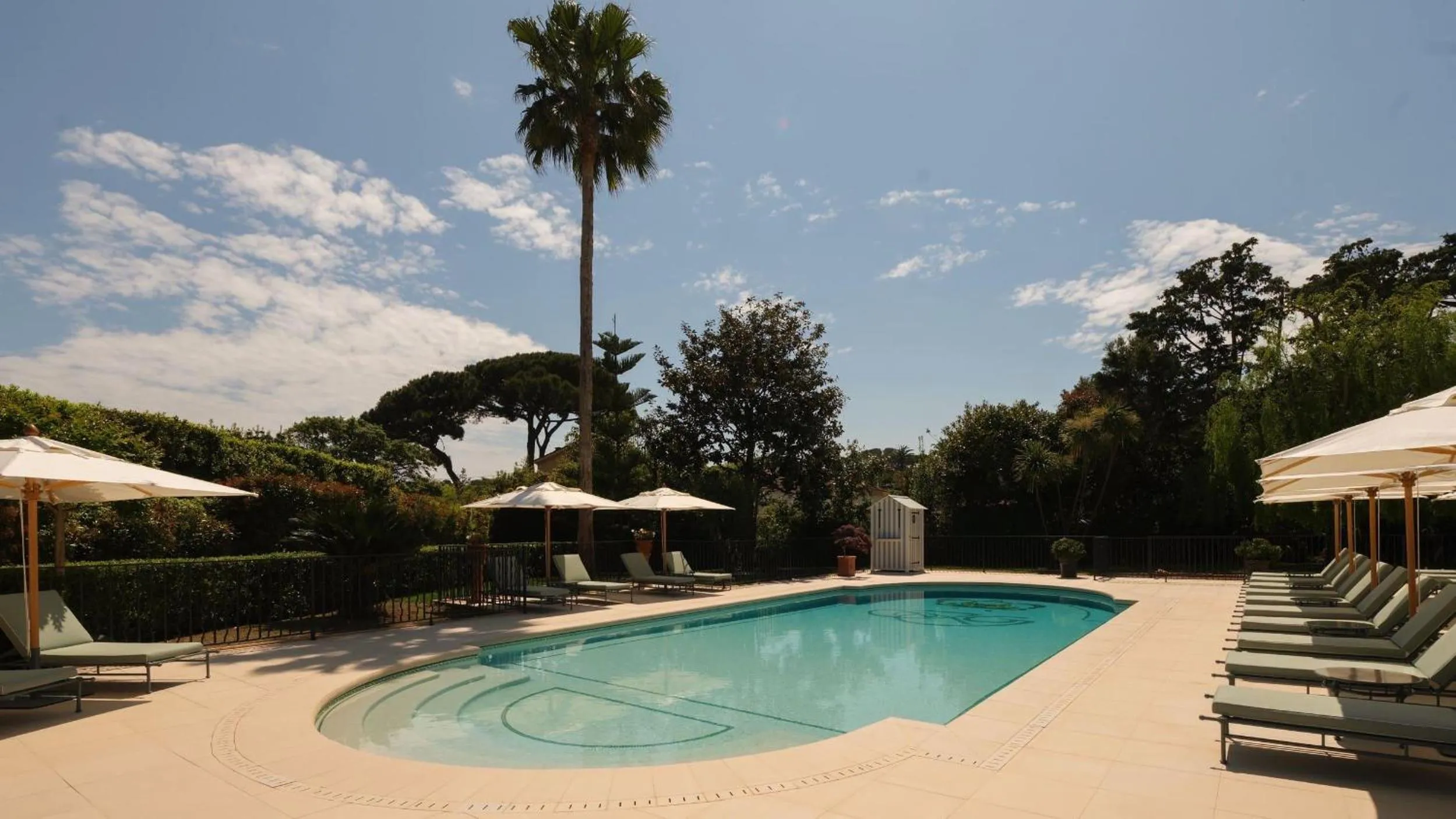 Swimming pool in Villa Miraé by Inwood Hotels - Cap d'Antibes