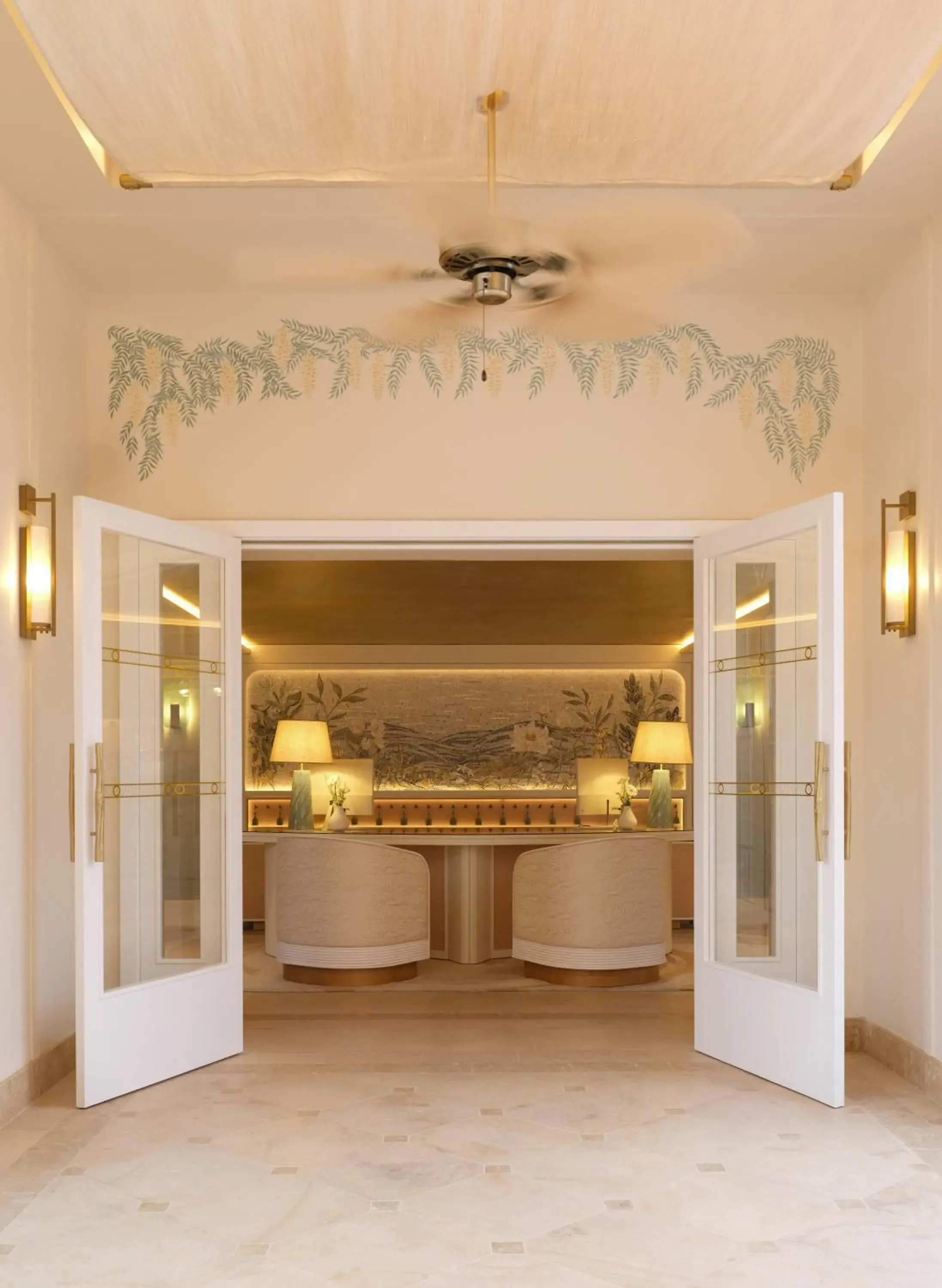 Lobby or reception in Villa Miraé by Inwood Hotels - Cap d'Antibes Lobby or reception in Villa Miraé by Inwood Hotels - Cap d'Antibes