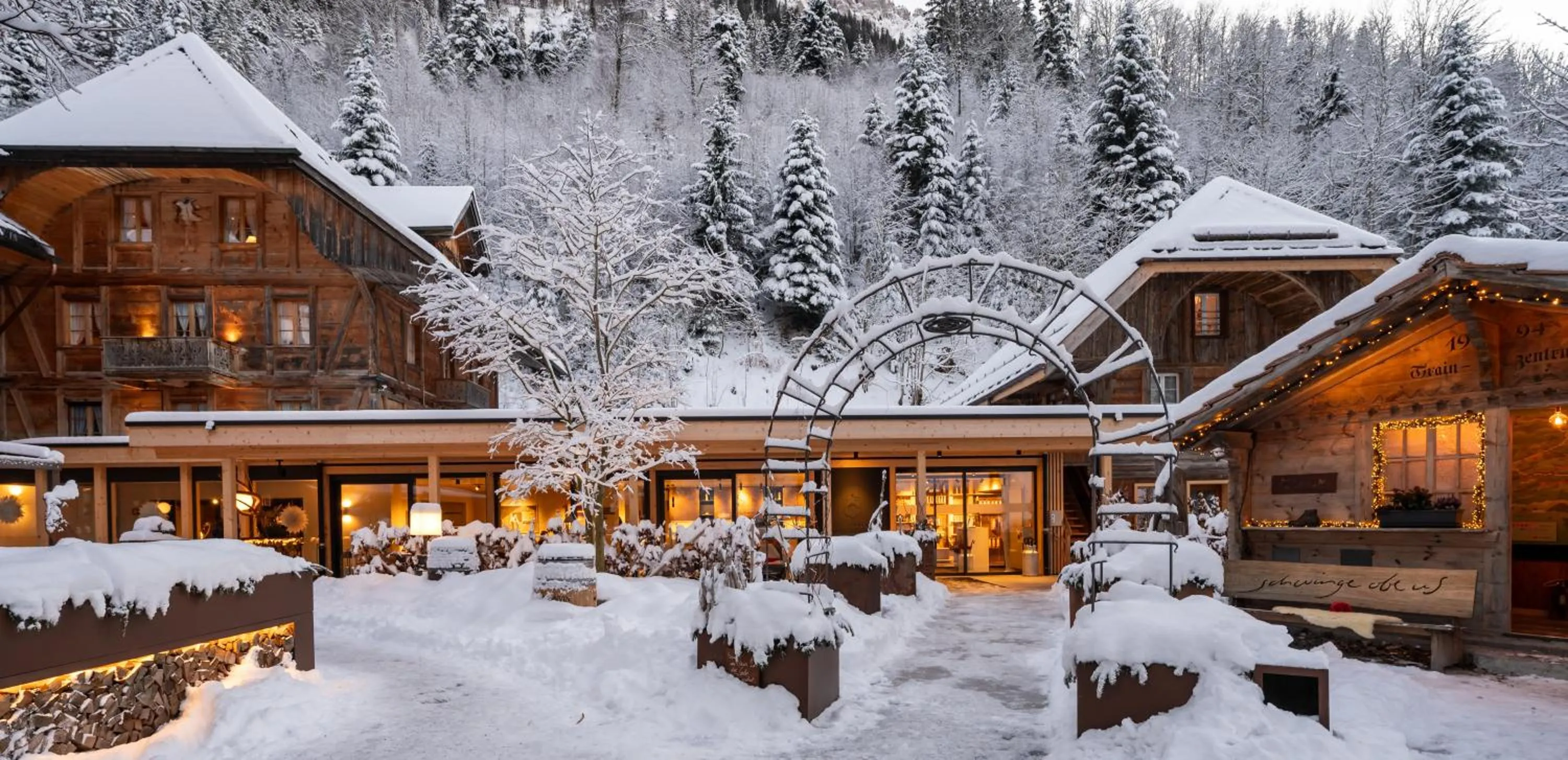 Property building in Hotel Kemmeriboden-Bad AG