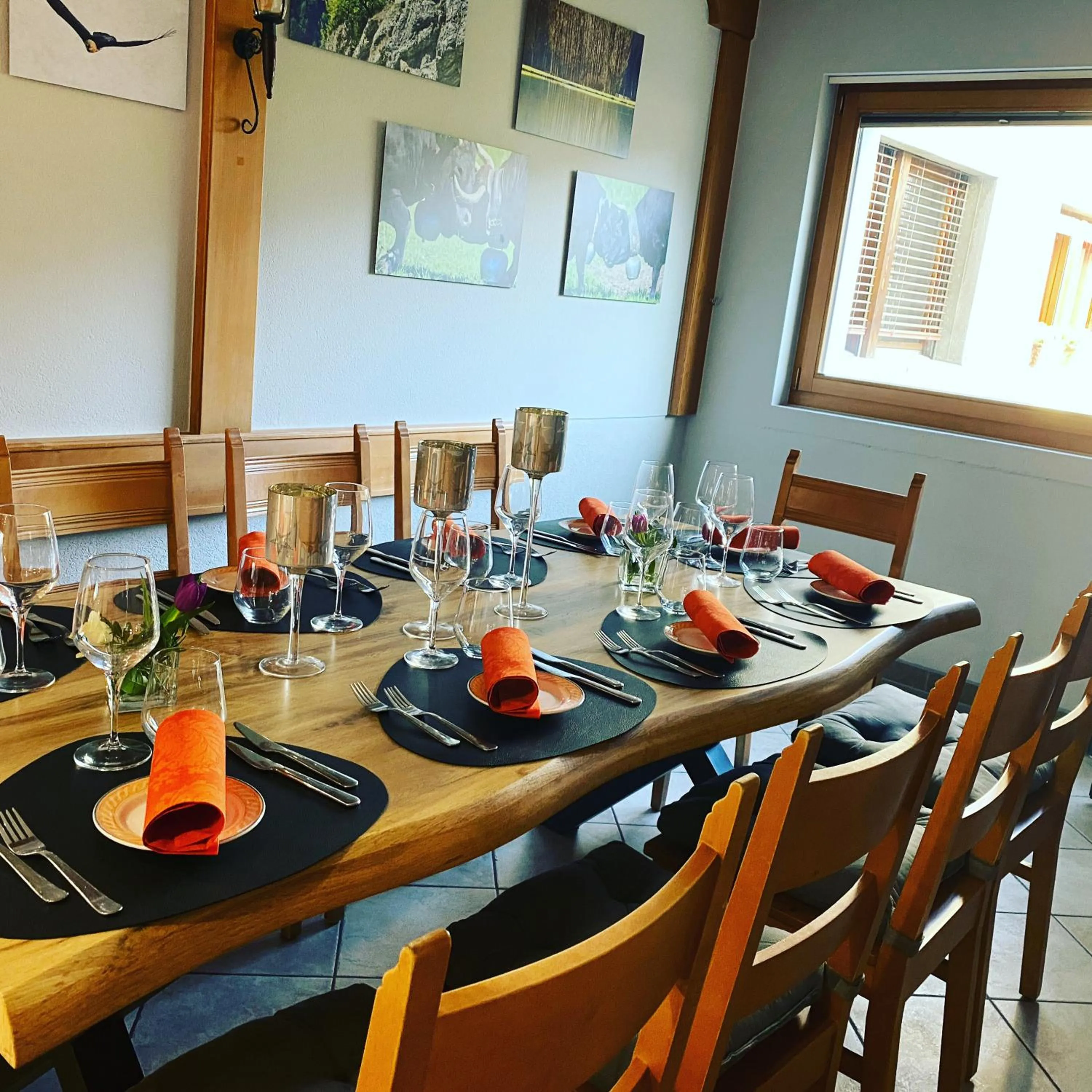 Restaurant/places to eat in Hotel Casino