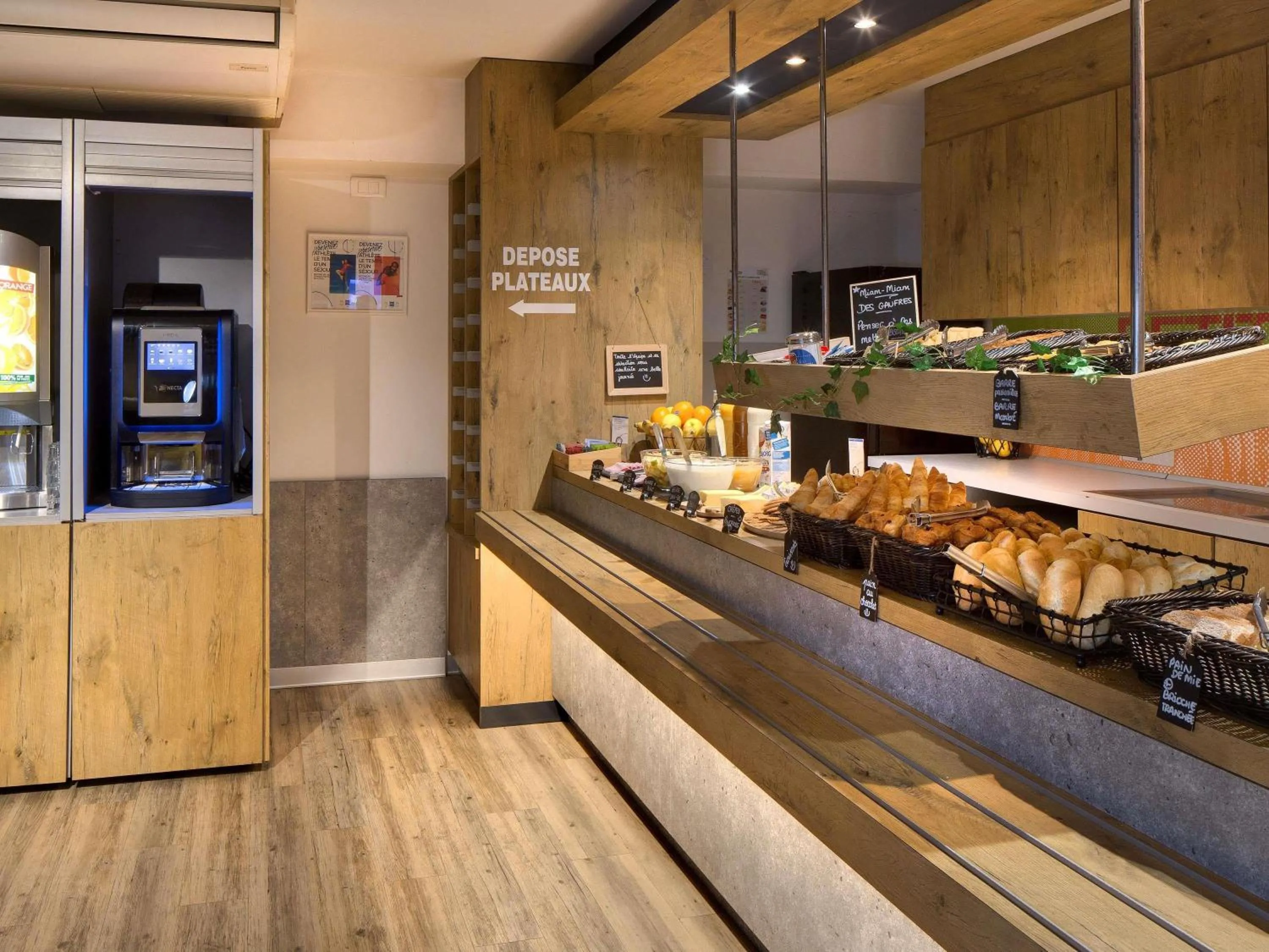 Breakfast in Hotel Ibis Budget Montpellier Centre Millenaire -