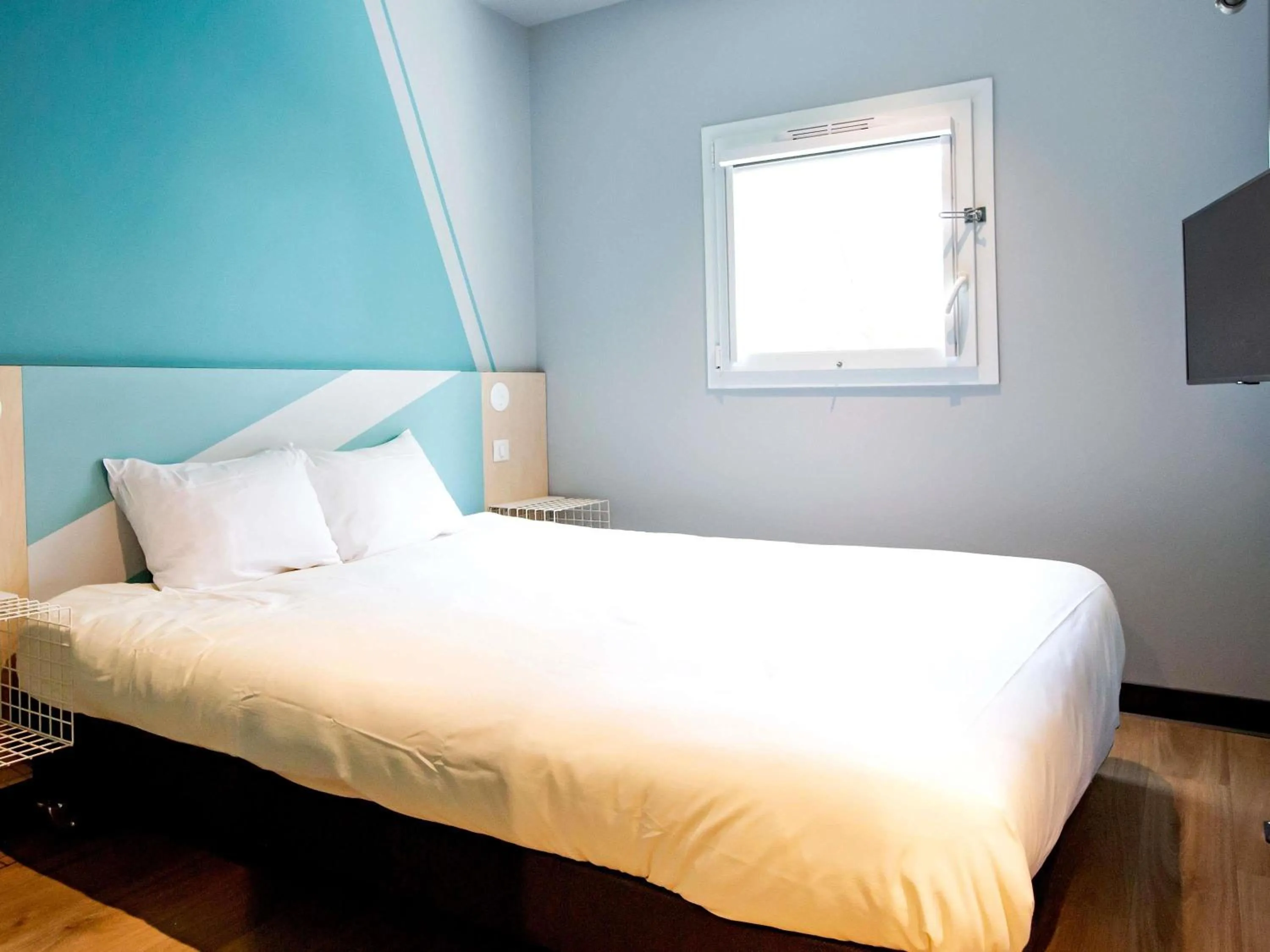 Bedroom, Bed in Hotel Ibis Budget Montpellier Centre Millenaire -