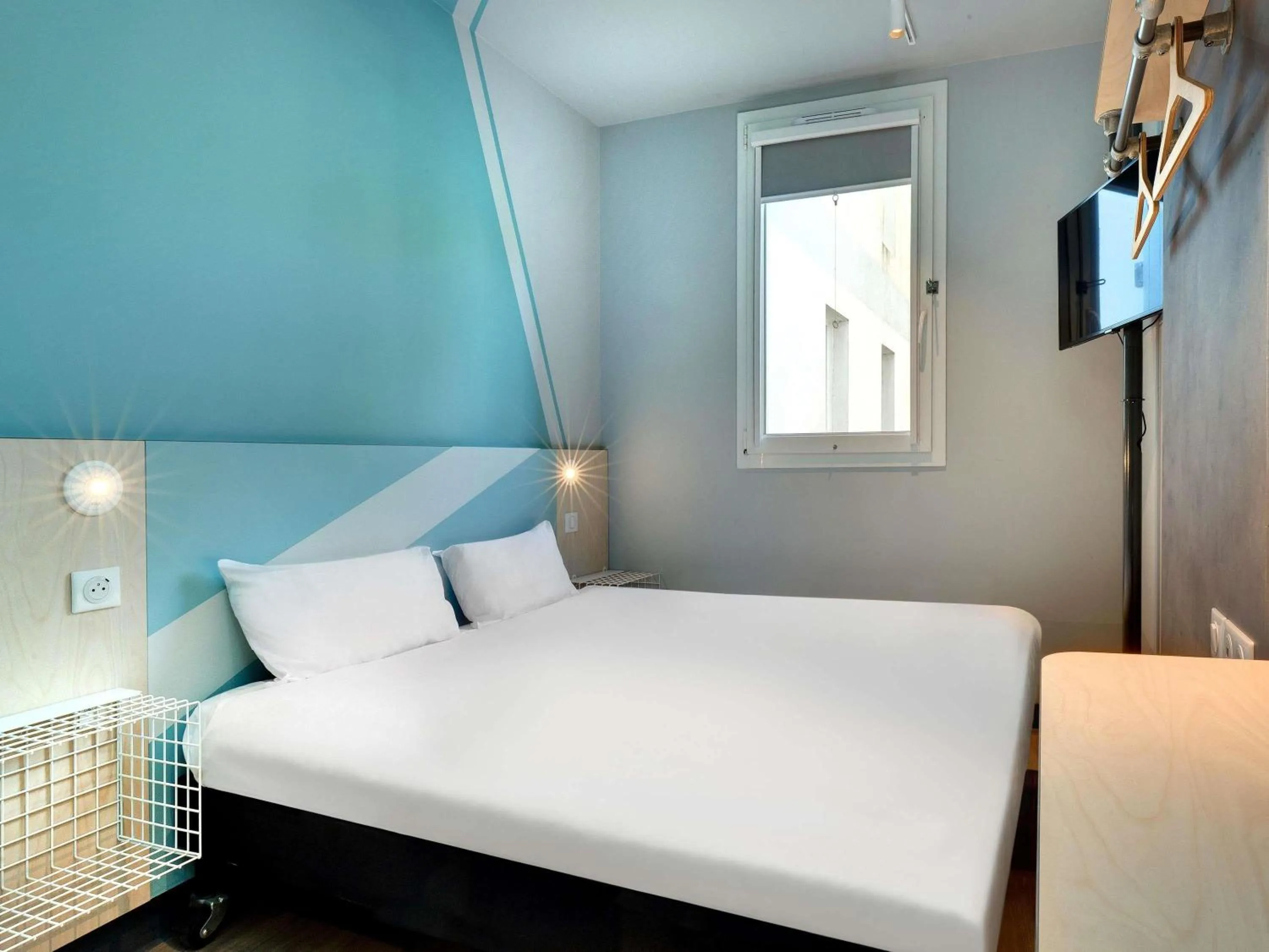 Bedroom, Bed in Hotel Ibis Budget Montpellier Centre Millenaire -