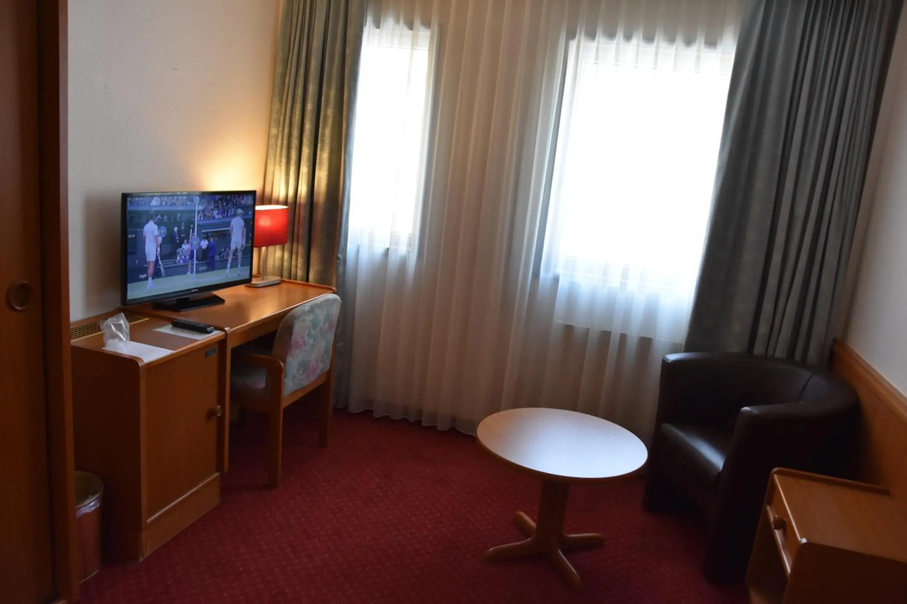 Standard Single Room in Hôtel des Trois Rois Standard Single Room in Hôtel des Trois Rois