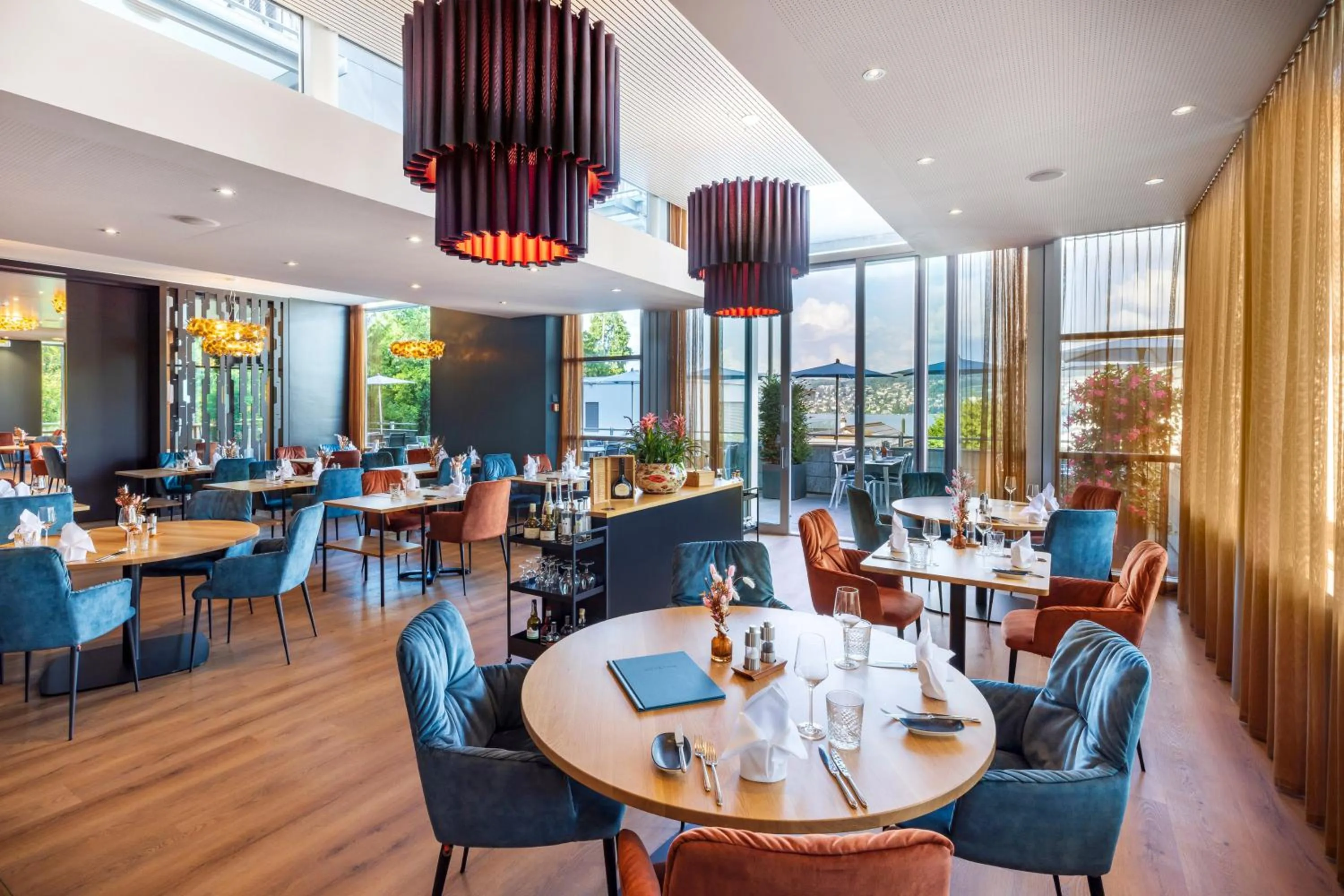 Restaurant/places to eat in Sedartis Swiss Quality Hotel