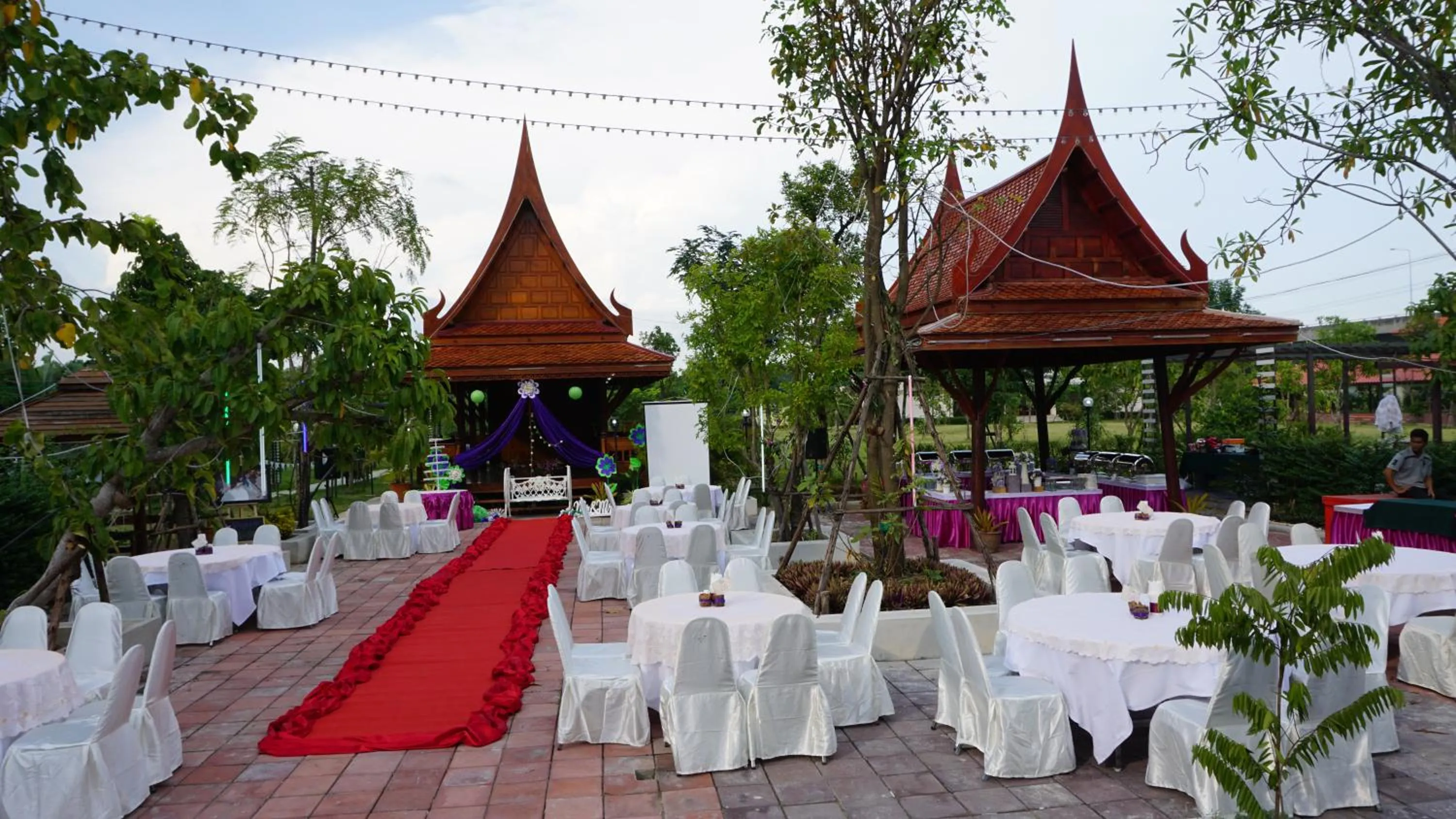 wedding in Sripiamsuk Resort Bangkok