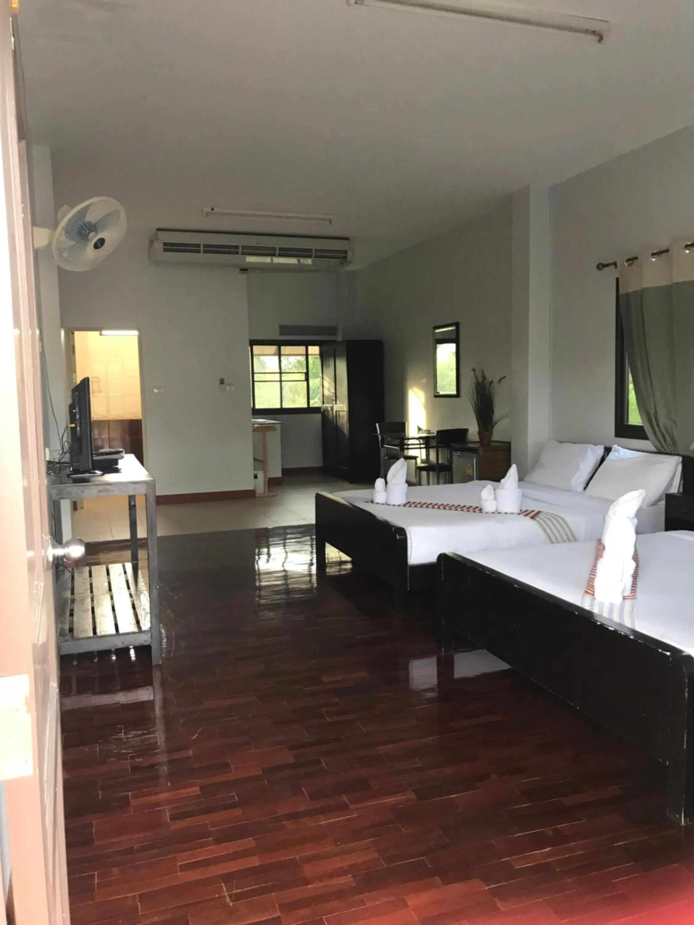 Bed in Sripiamsuk Resort Bangkok