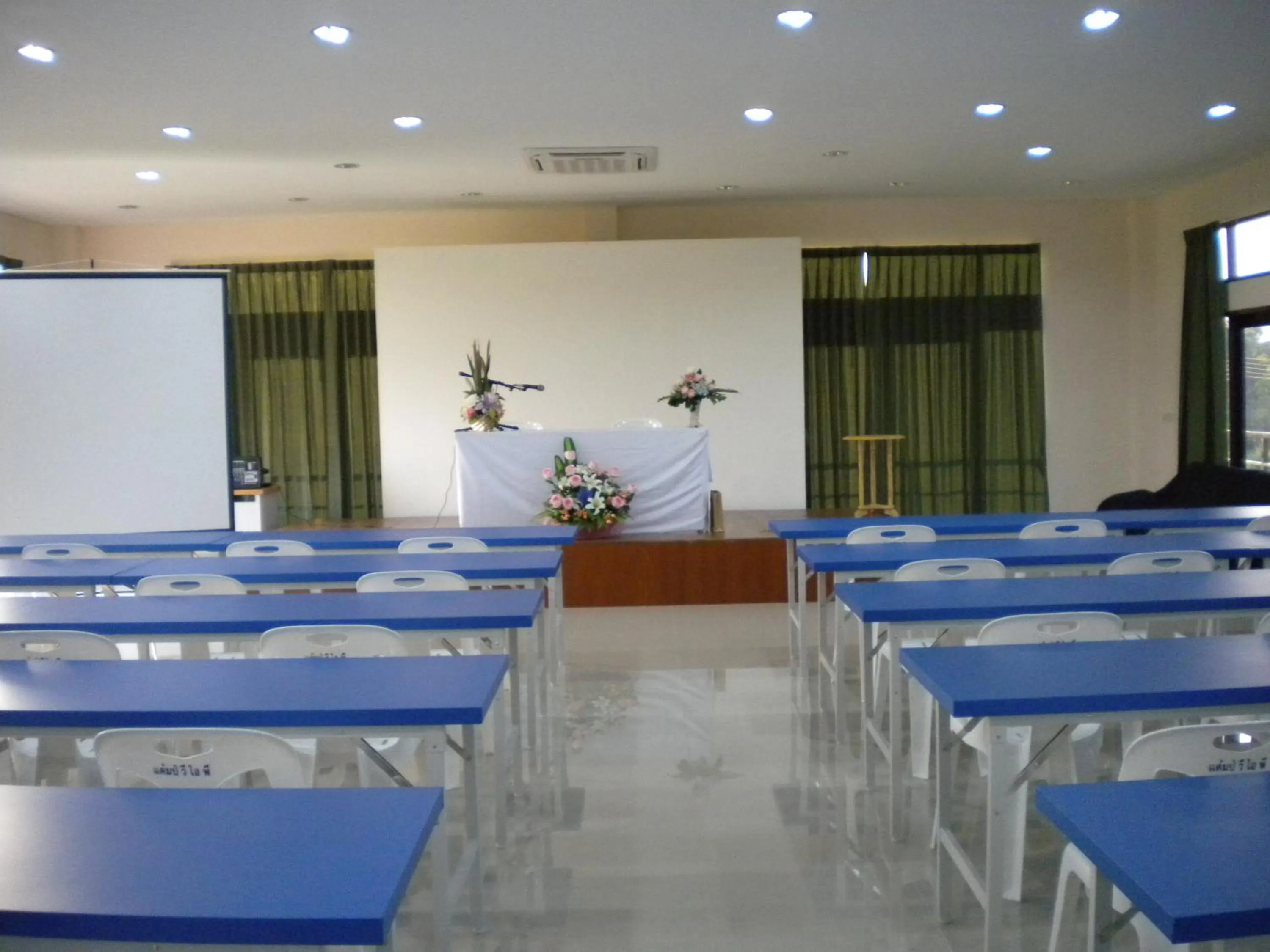 Meeting/conference room in Sripiamsuk Resort Bangkok