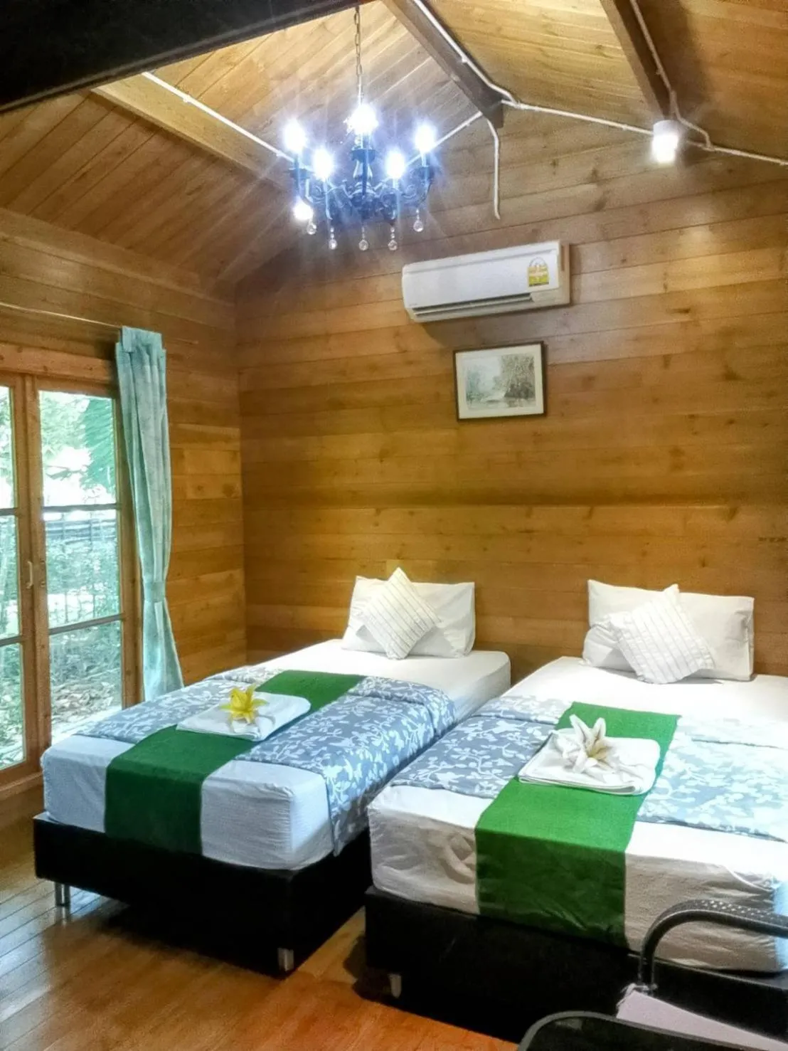 Bed in Sripiamsuk Resort Bangkok