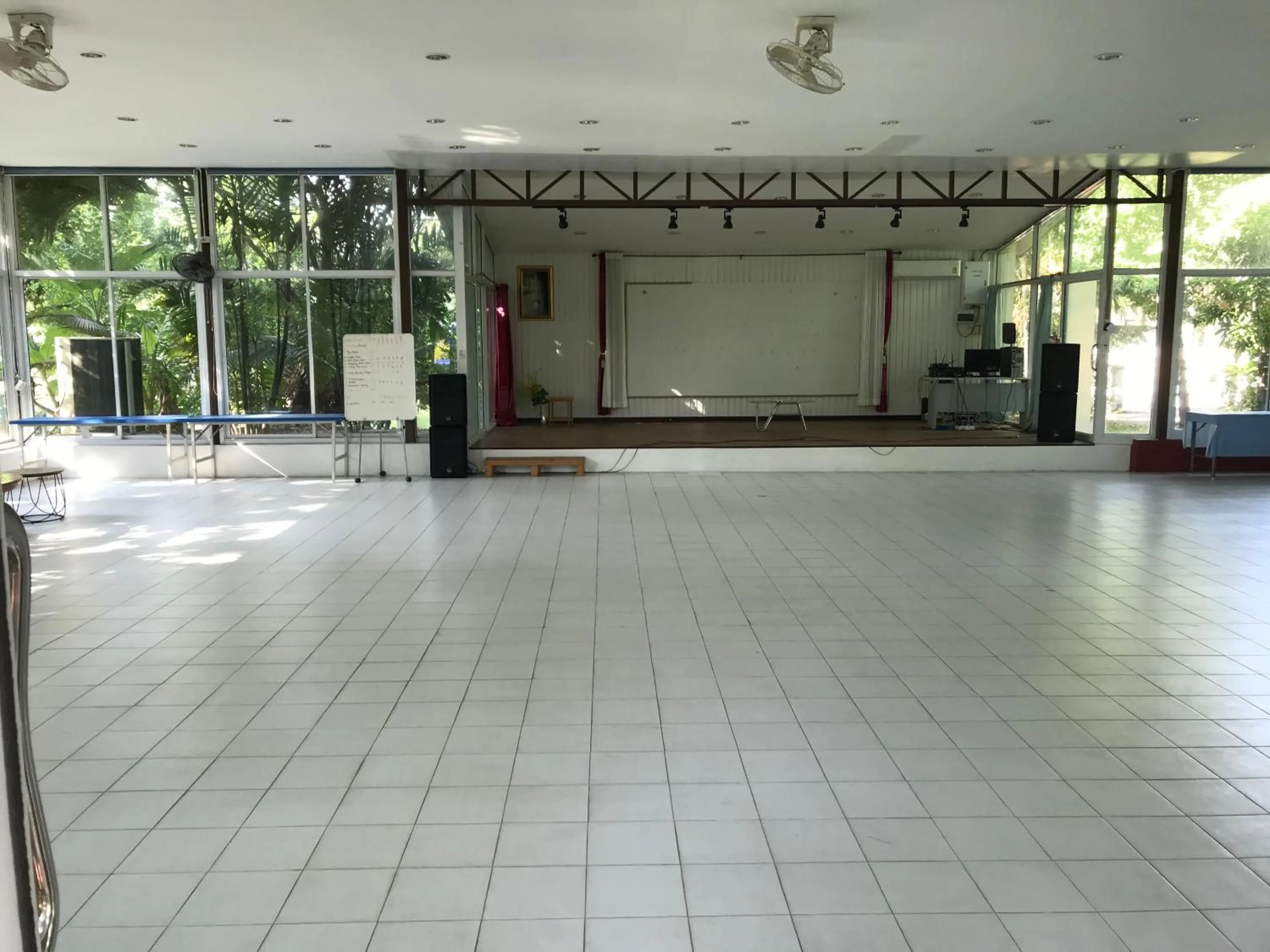 Meeting/conference room in Sripiamsuk Resort Bangkok