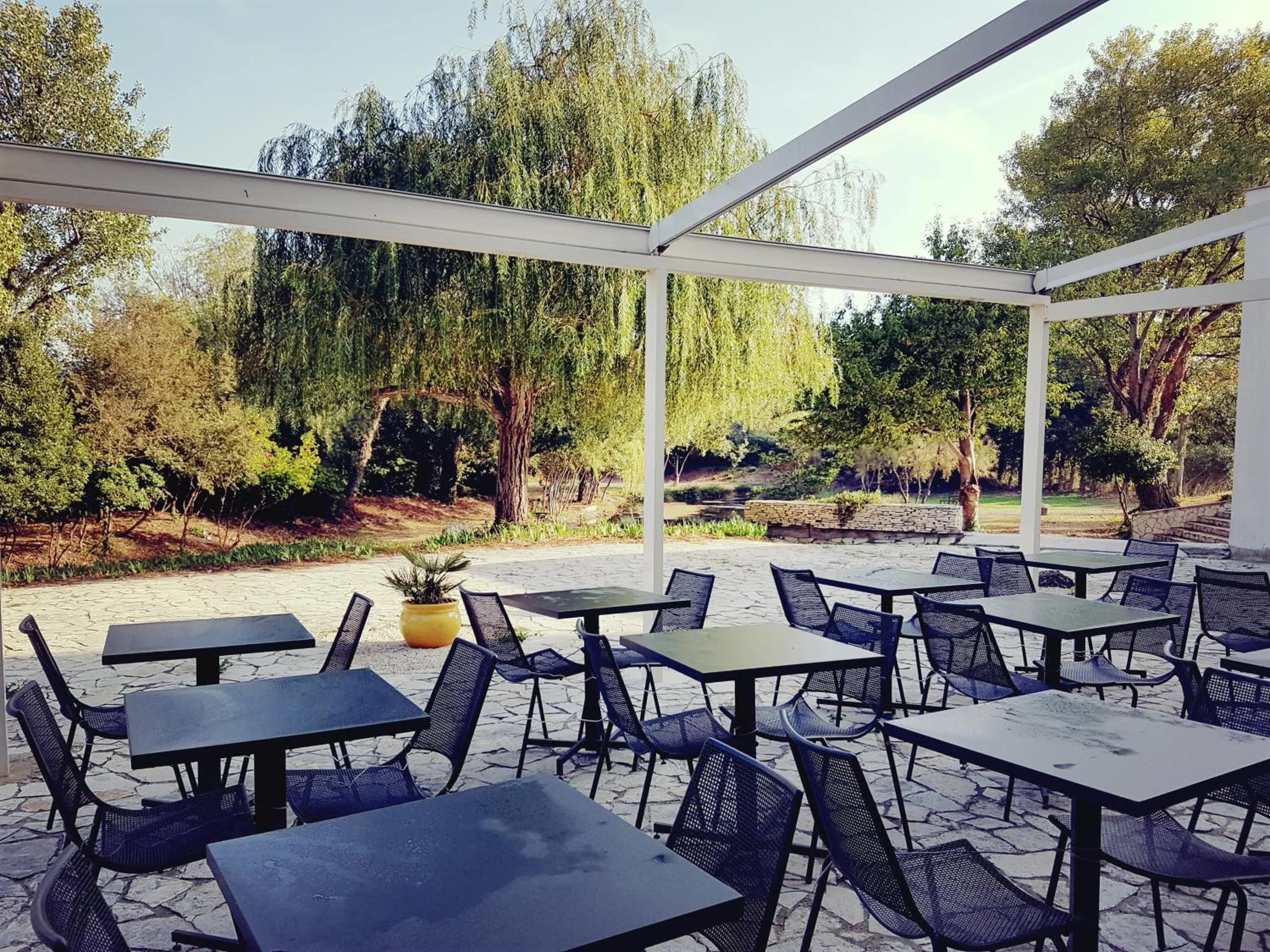 Natural landscape in ibis Budget Arles Palais Des Congres