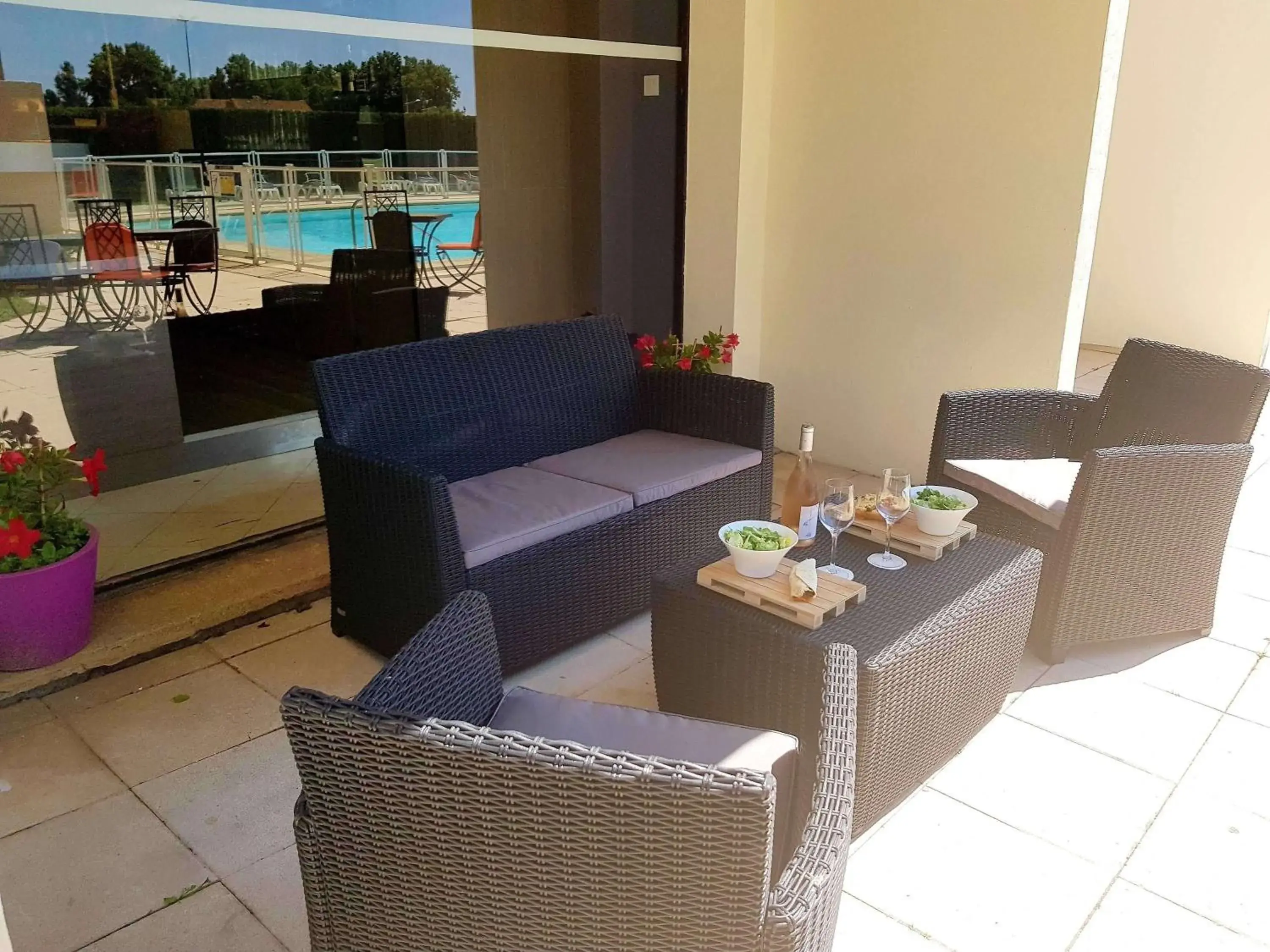 Restaurant/places to eat in ibis Budget Arles Palais Des Congres Restaurant/places to eat in ibis Budget Arles Palais Des Congres