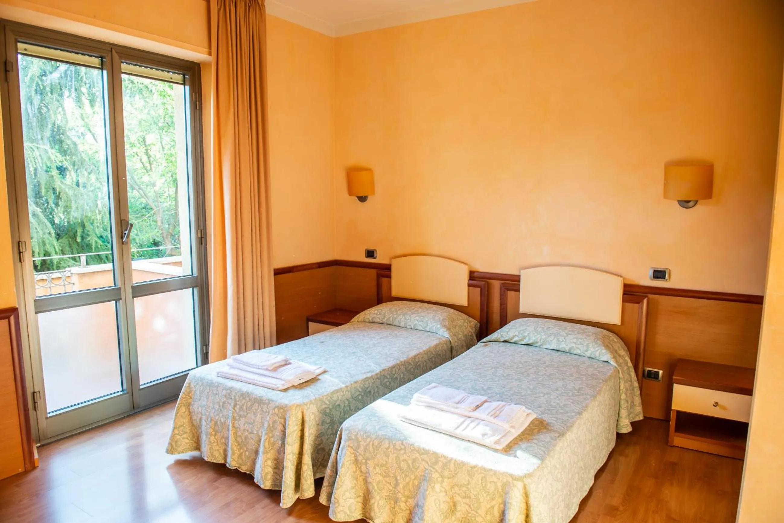 City view, Bed in Hotel Ostello Settecolli Sport