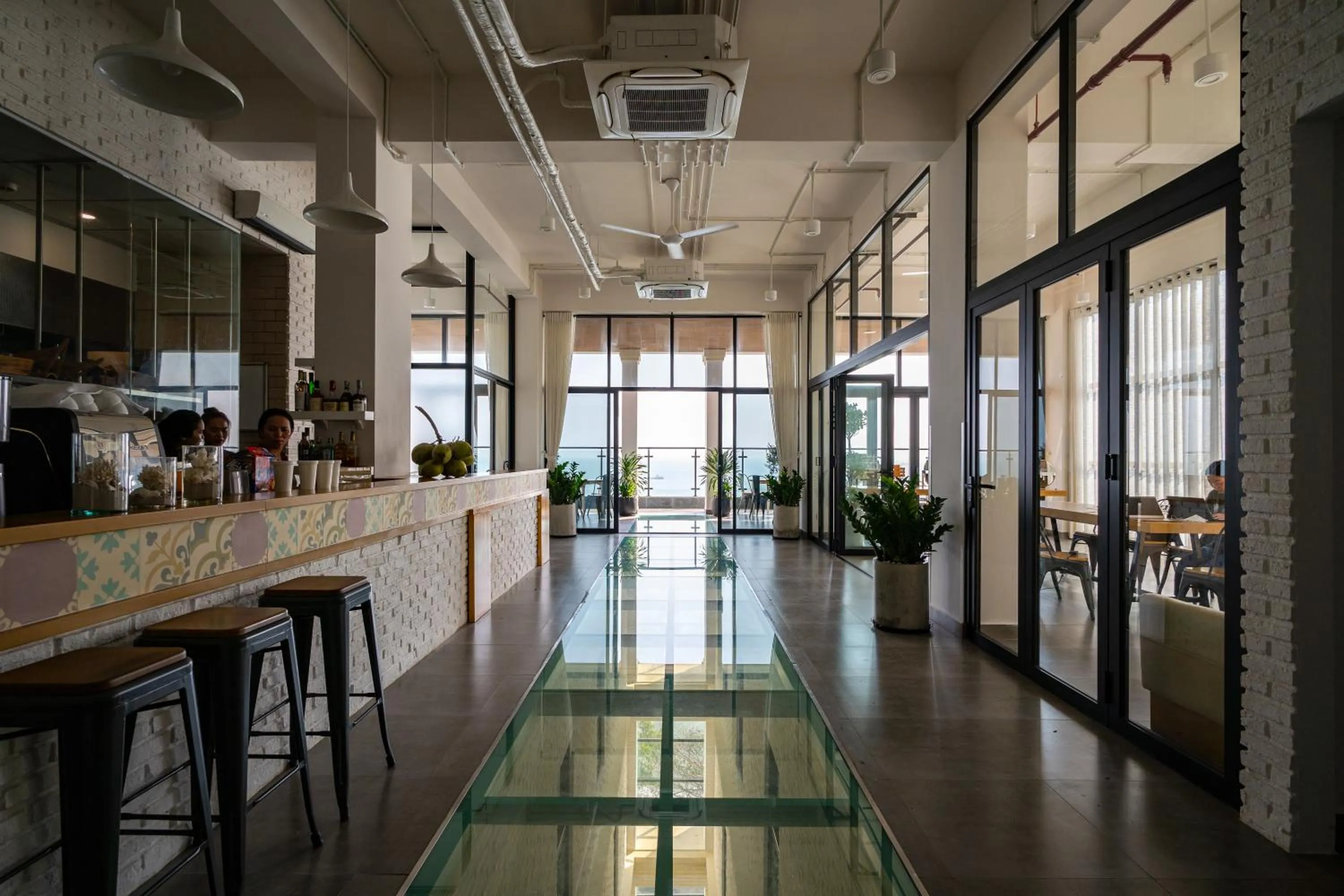 Restaurant/places to eat in Lief Mila Vung Tau