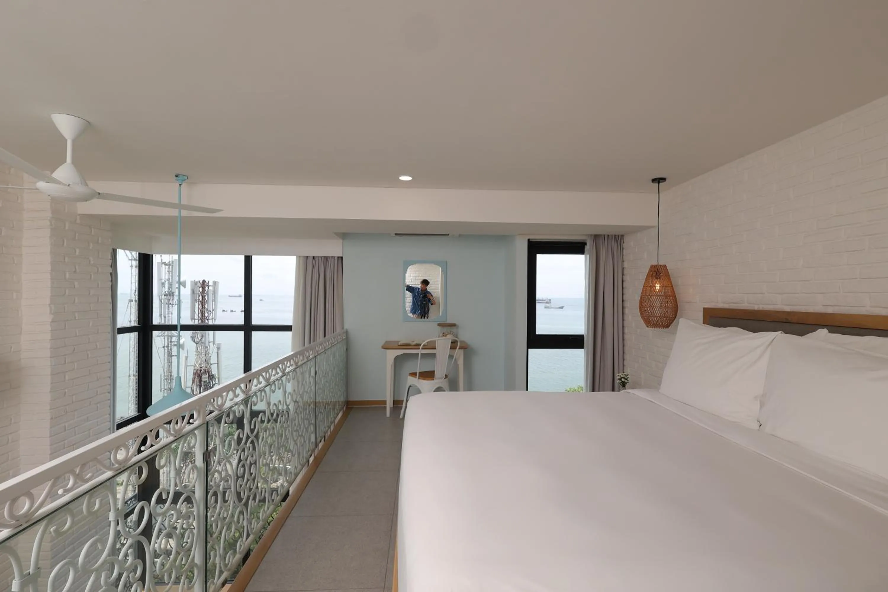 Bed in Skool Plus Vung Tau