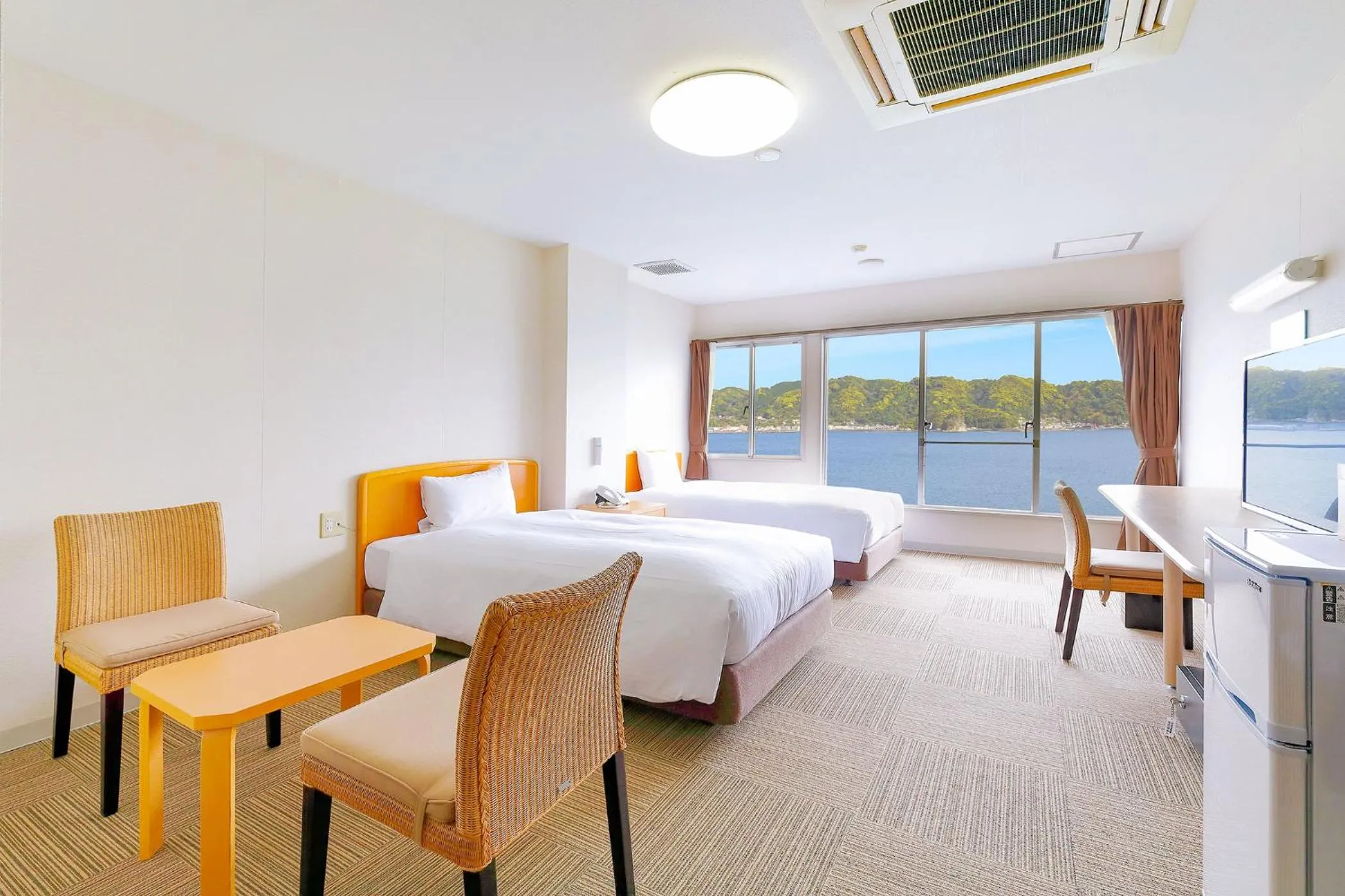 Photo of the whole room, Bed in Ooedo Onsen Monogatari Nanki Kushimoto