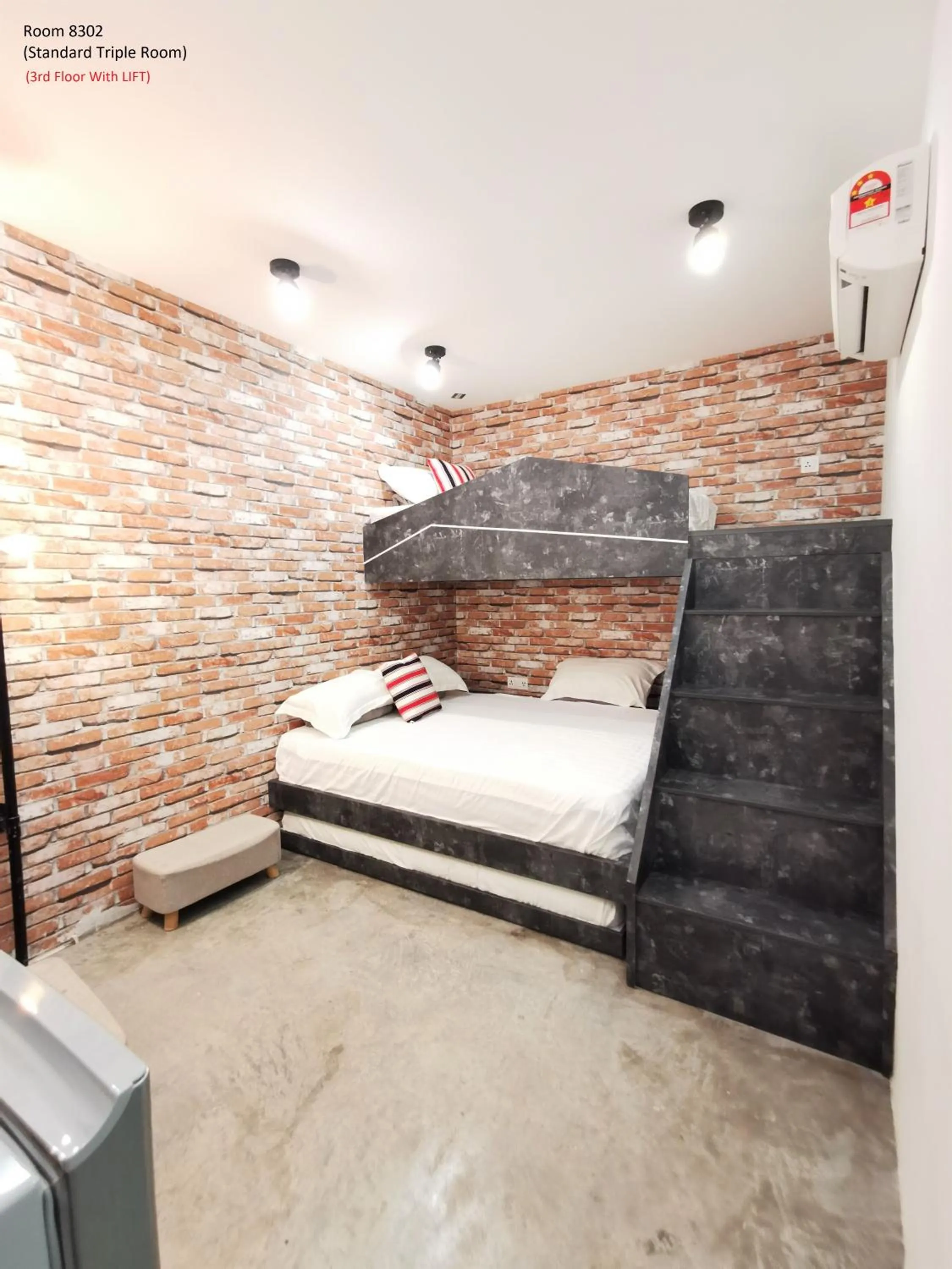 Bed in Mwv Family Suite Room