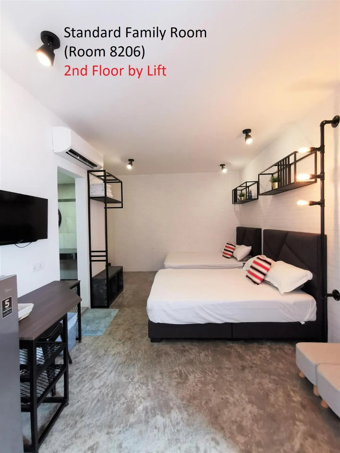 Bed in Mwv Family Suite Room