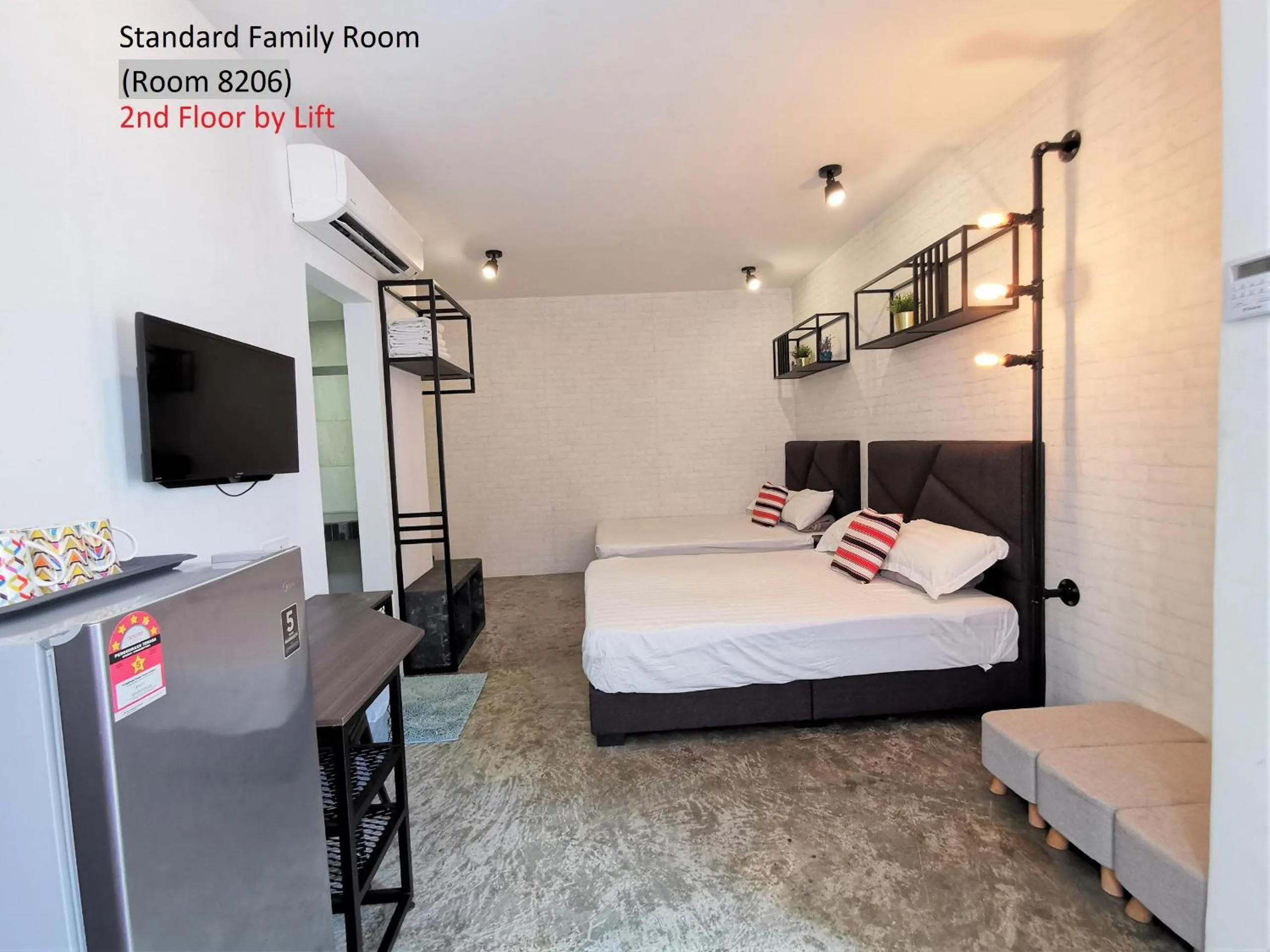 Bed in Mwv Family Suite Room