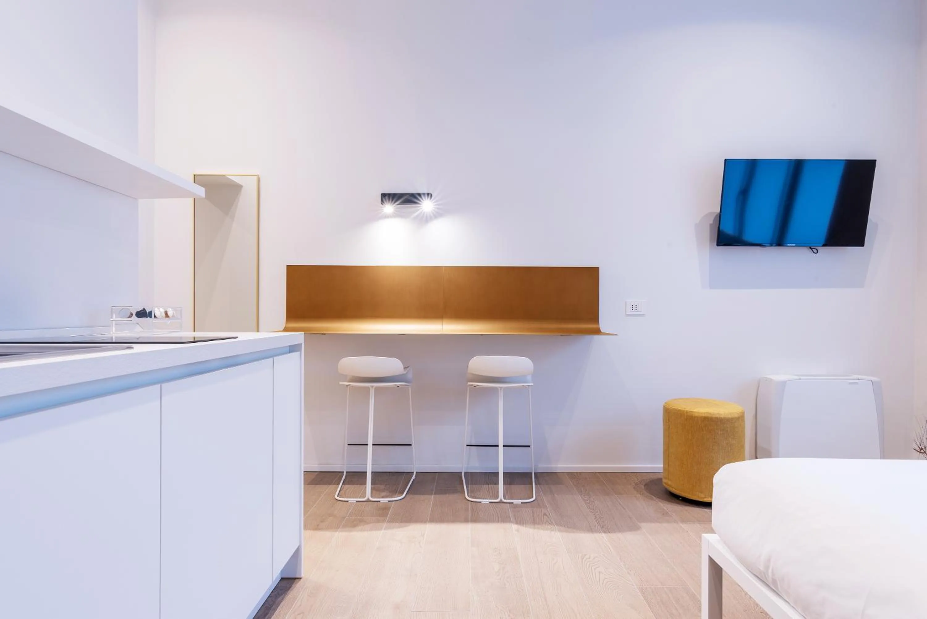 Photo of the whole room in easyhomes-City Centre Suites